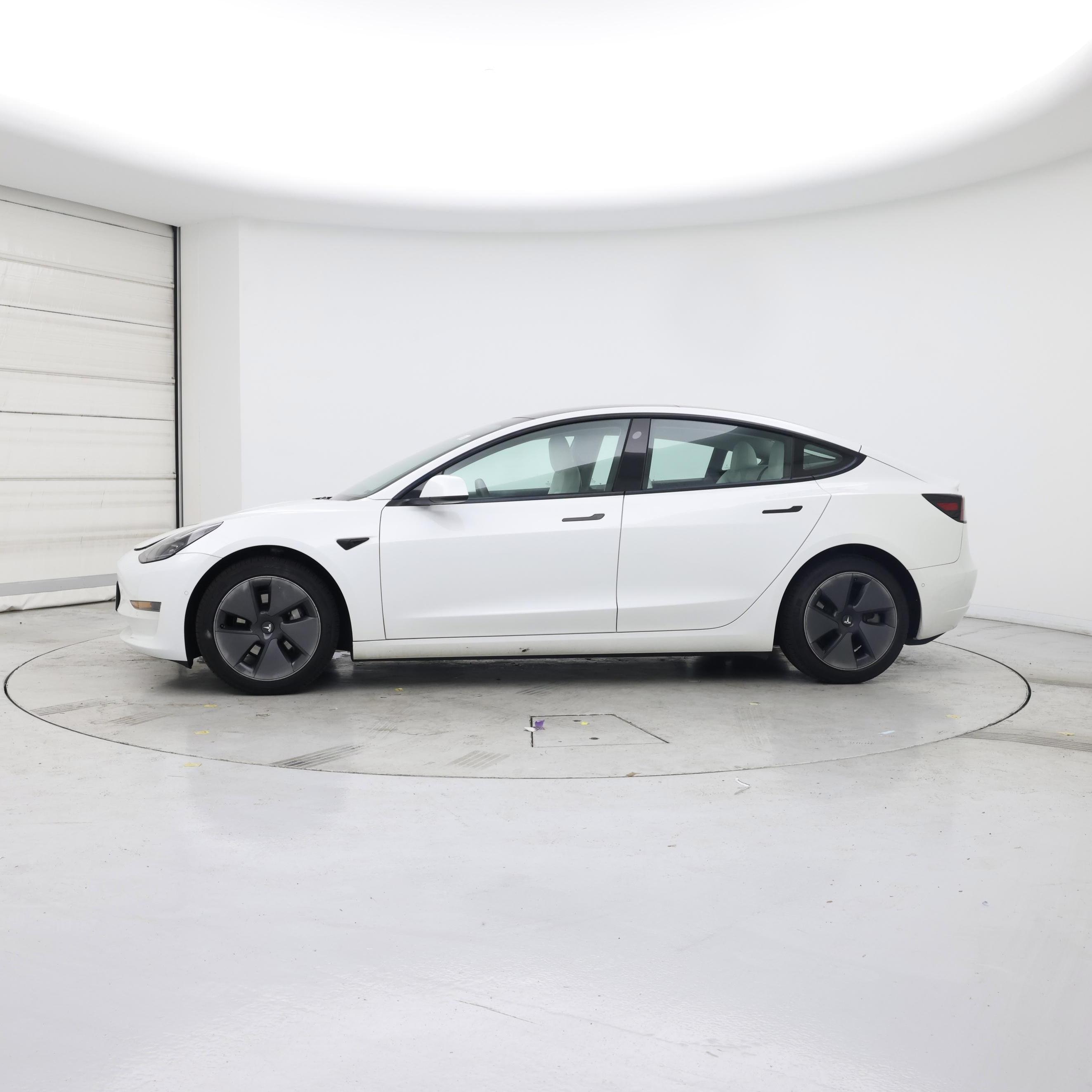 Thumbnail: 2021 Tesla Model 3 - 3