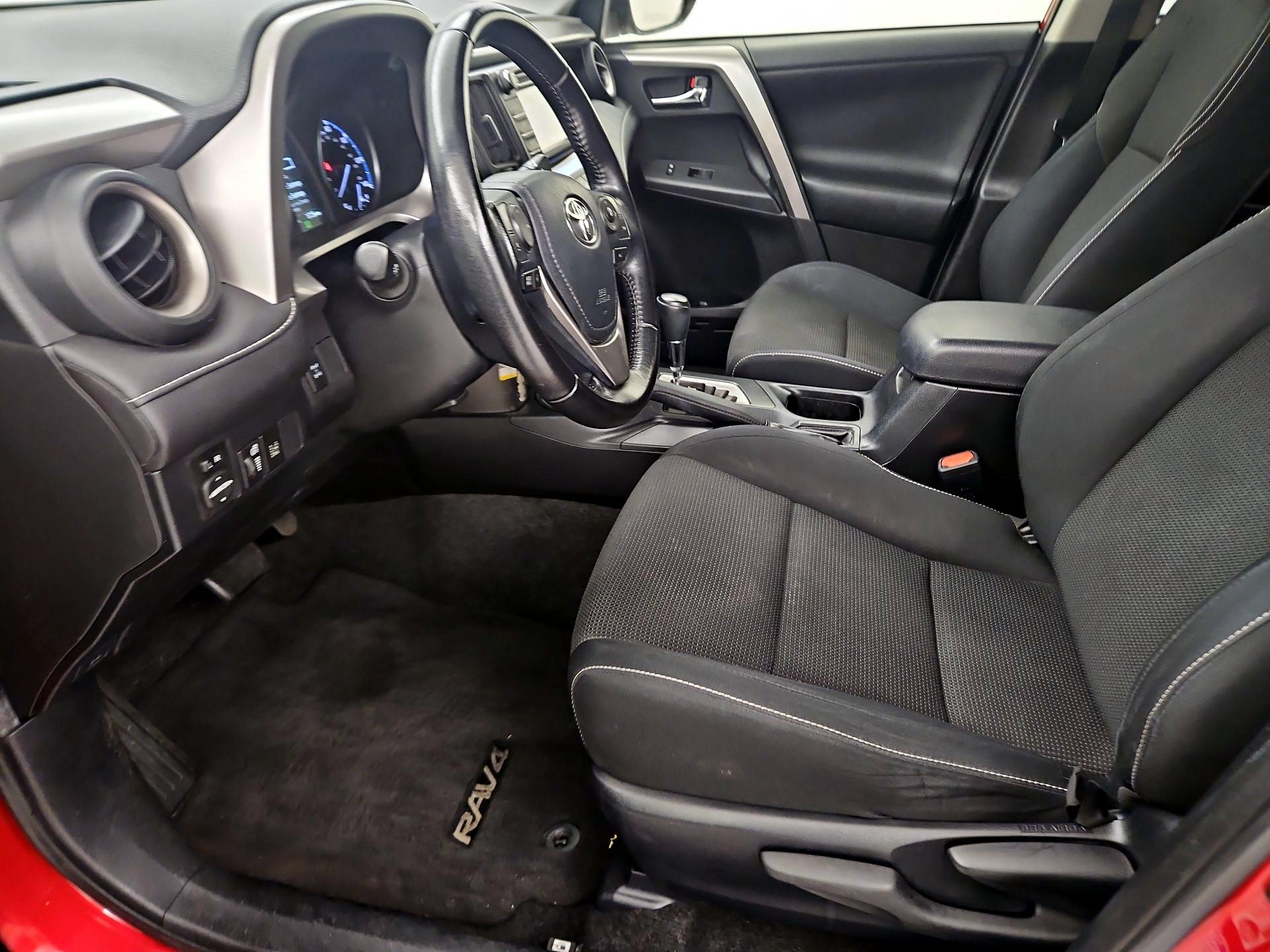 Thumbnail: 2017 Toyota RAV4 - 11