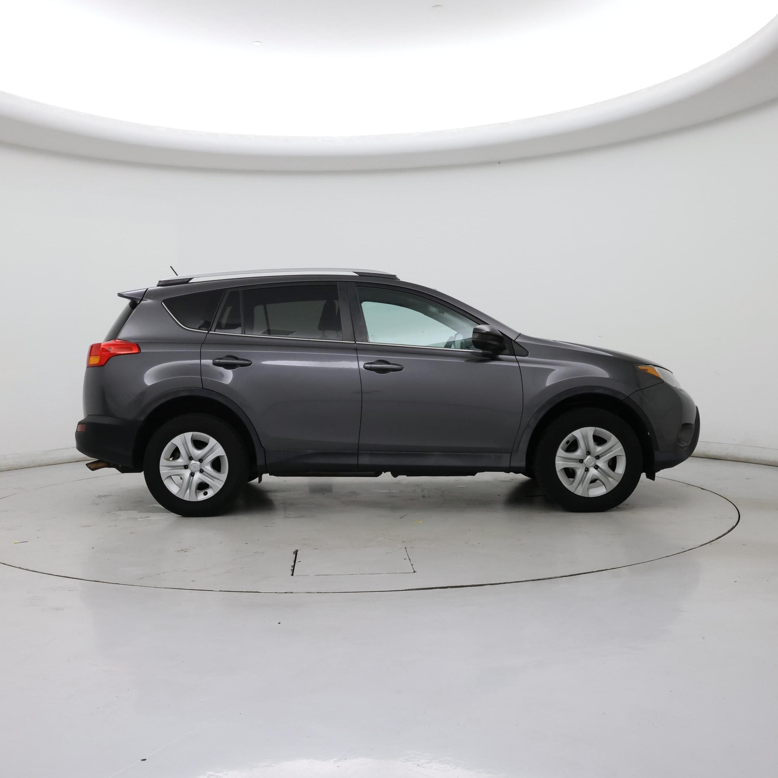 Thumbnail: 2014 Toyota RAV4 - 7