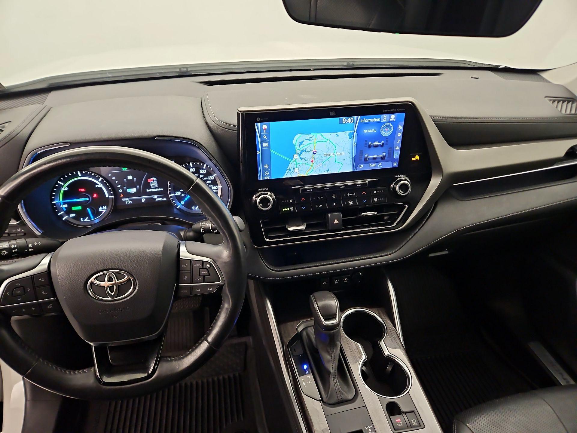 Thumbnail: 2021 Toyota Highlander - 9