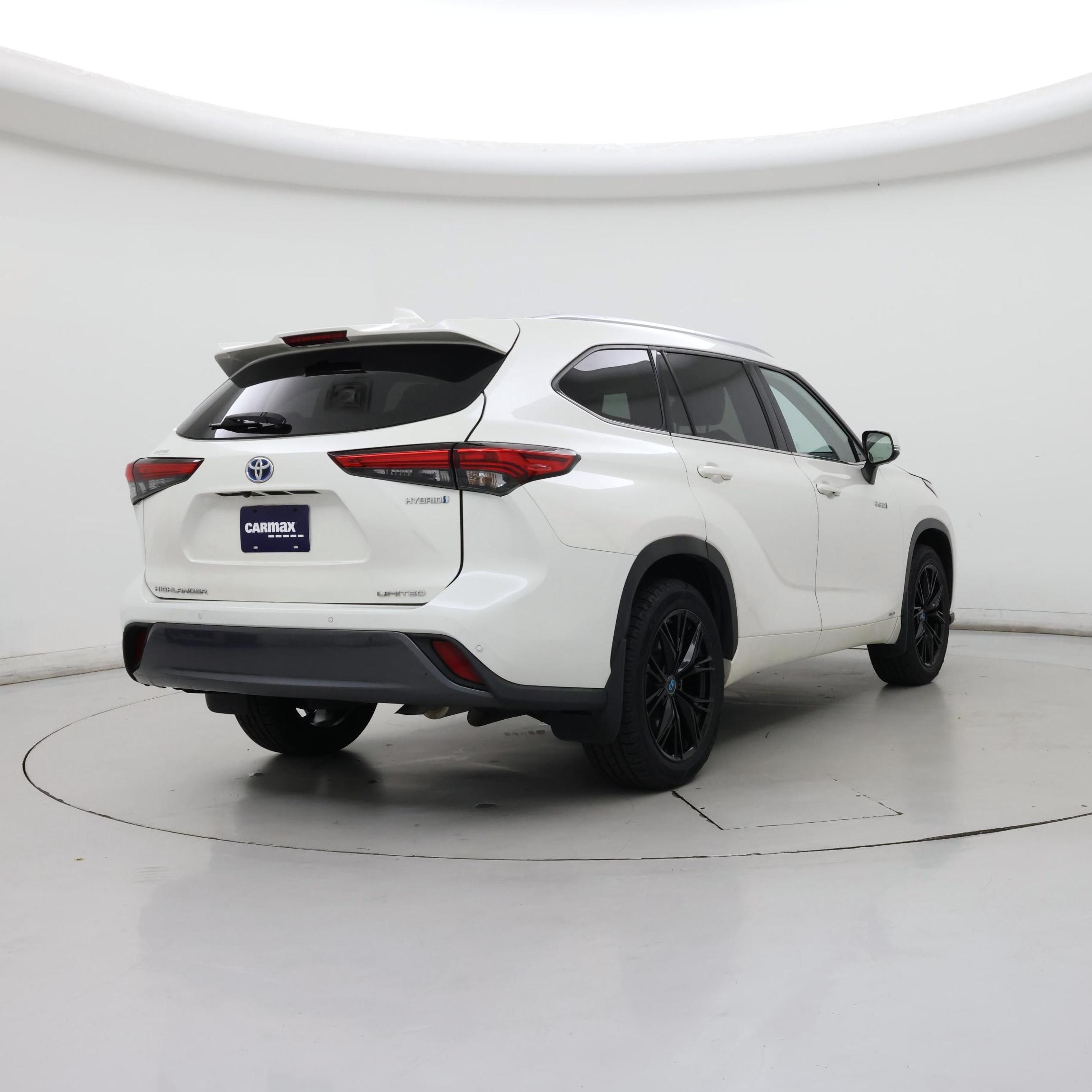 Thumbnail: 2021 Toyota Highlander - 8
