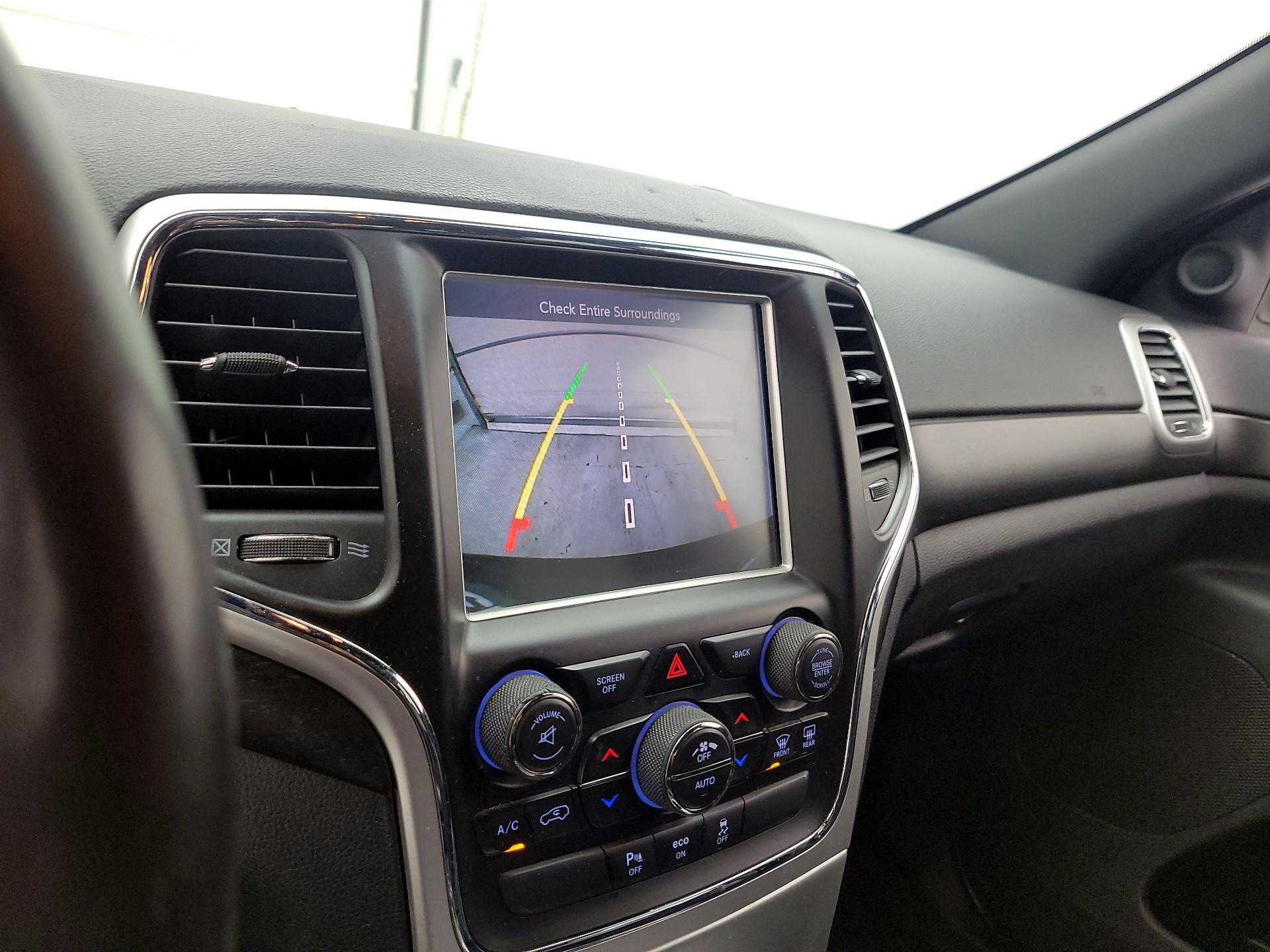 Thumbnail: 2015 Jeep Grand Cherokee - 14