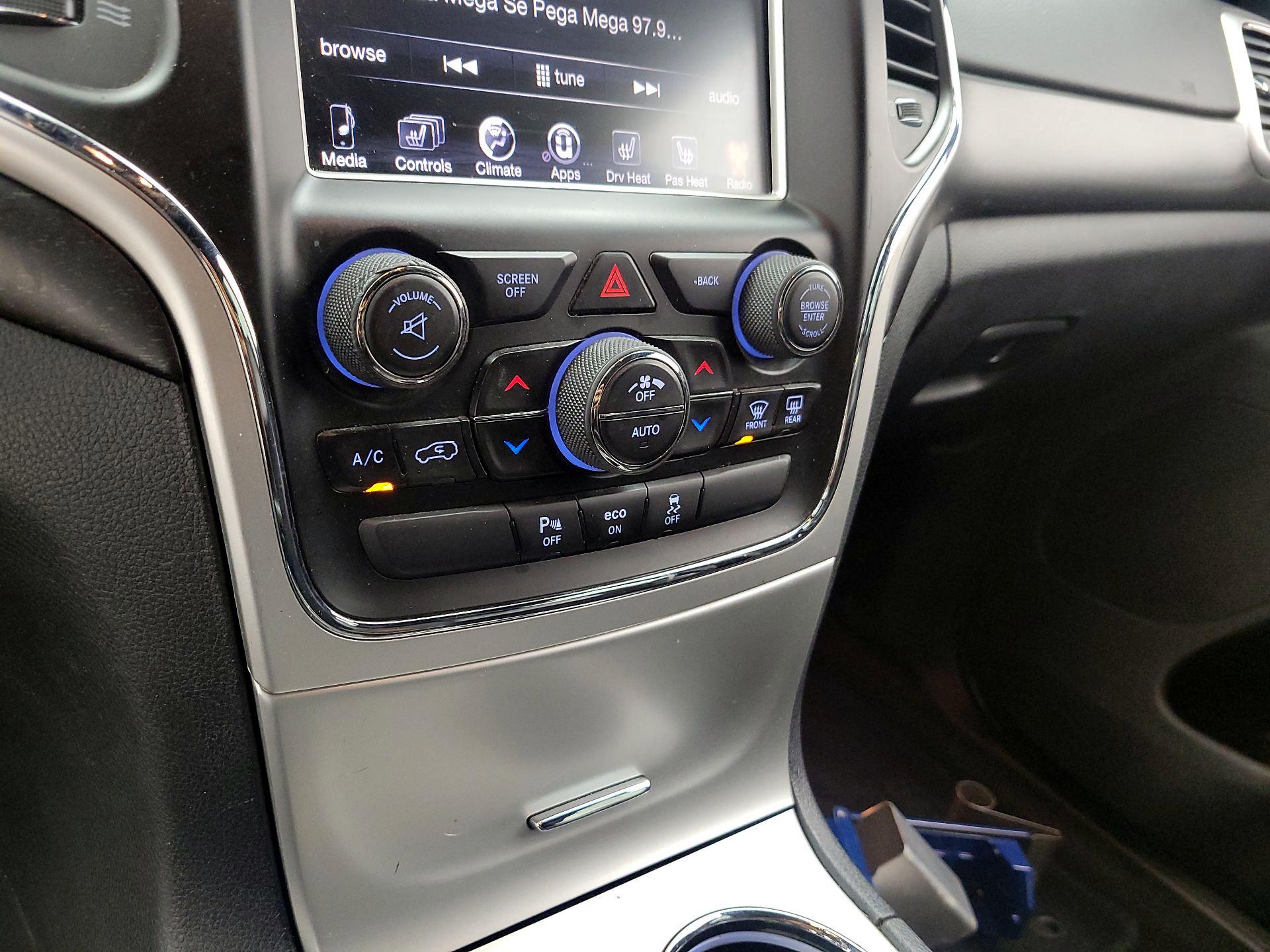 Thumbnail: 2015 Jeep Grand Cherokee - 16