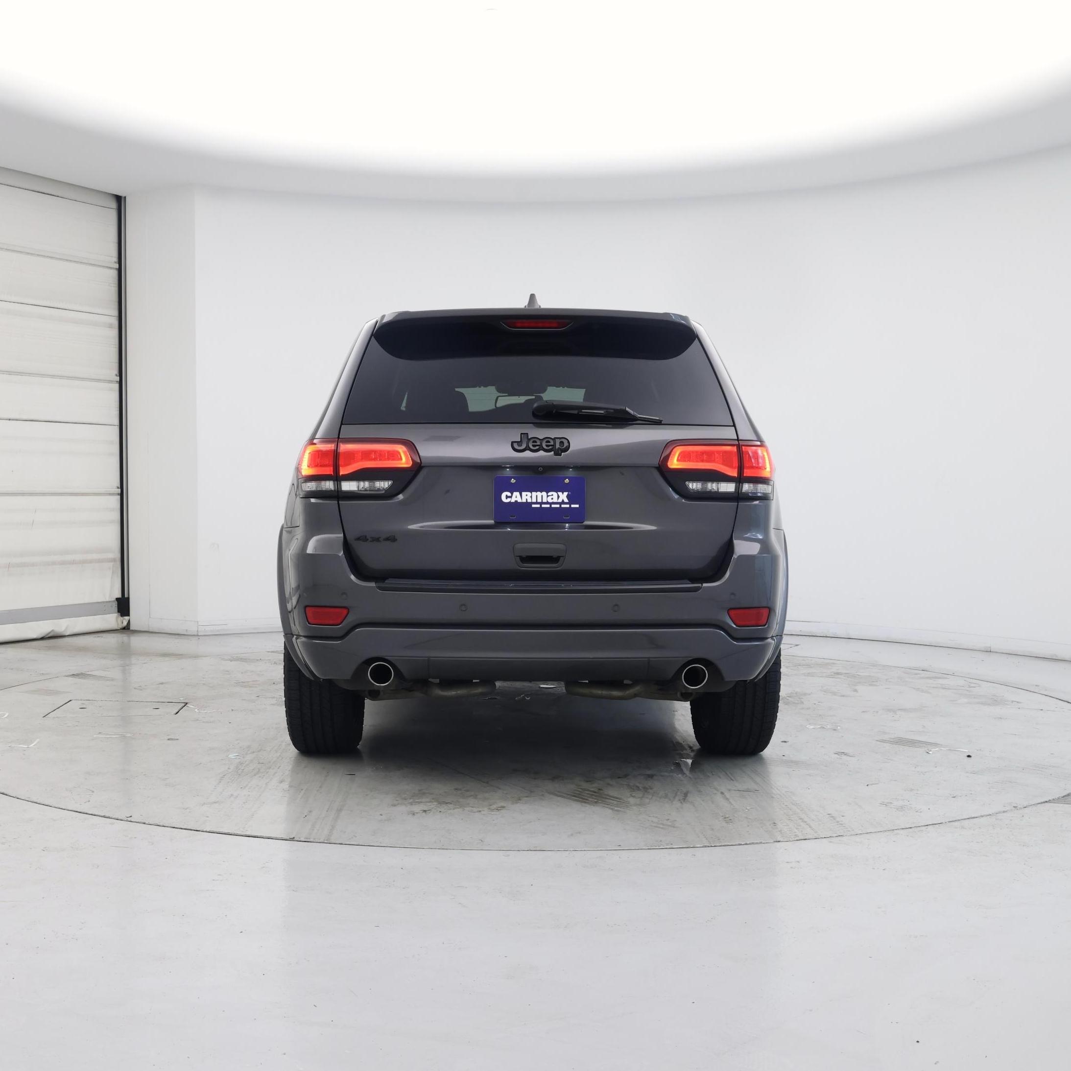 Thumbnail: 2015 Jeep Grand Cherokee - 6