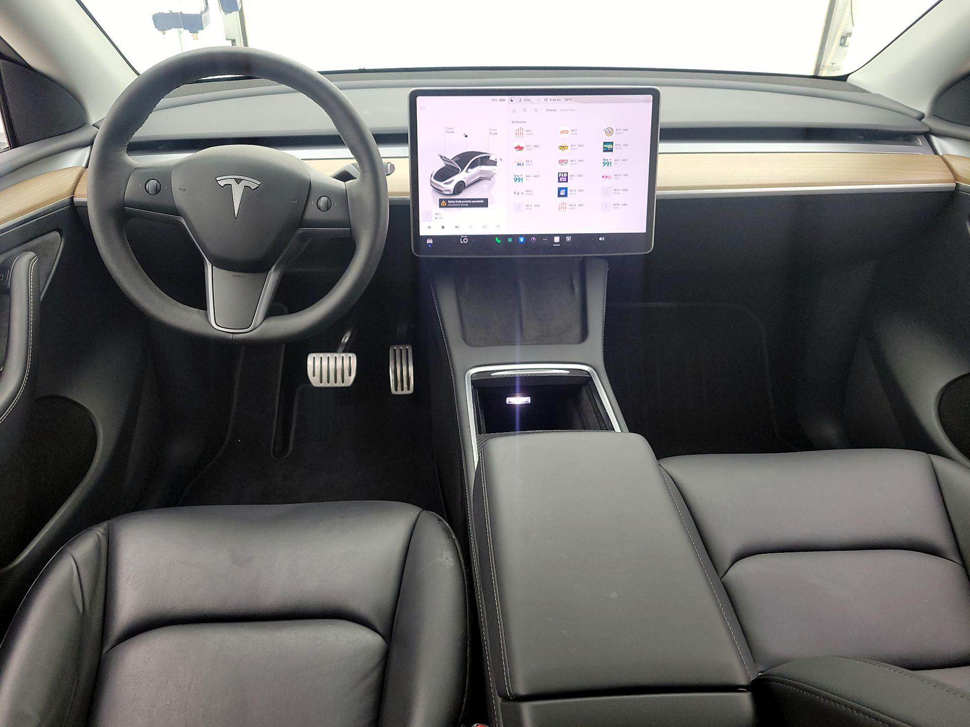 Thumbnail: 2023 Tesla Model Y - 9
