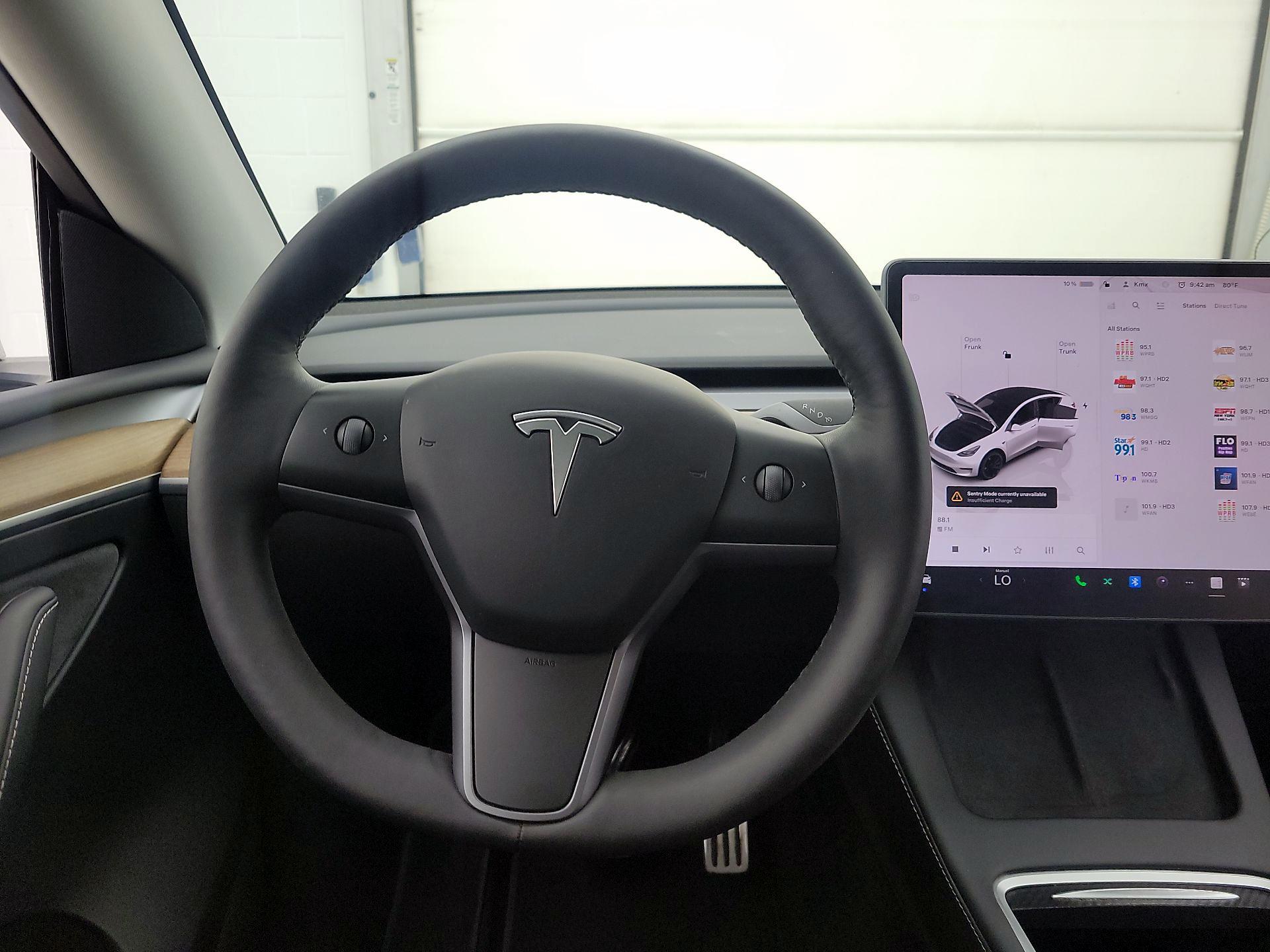 Thumbnail: 2023 Tesla Model Y - 10