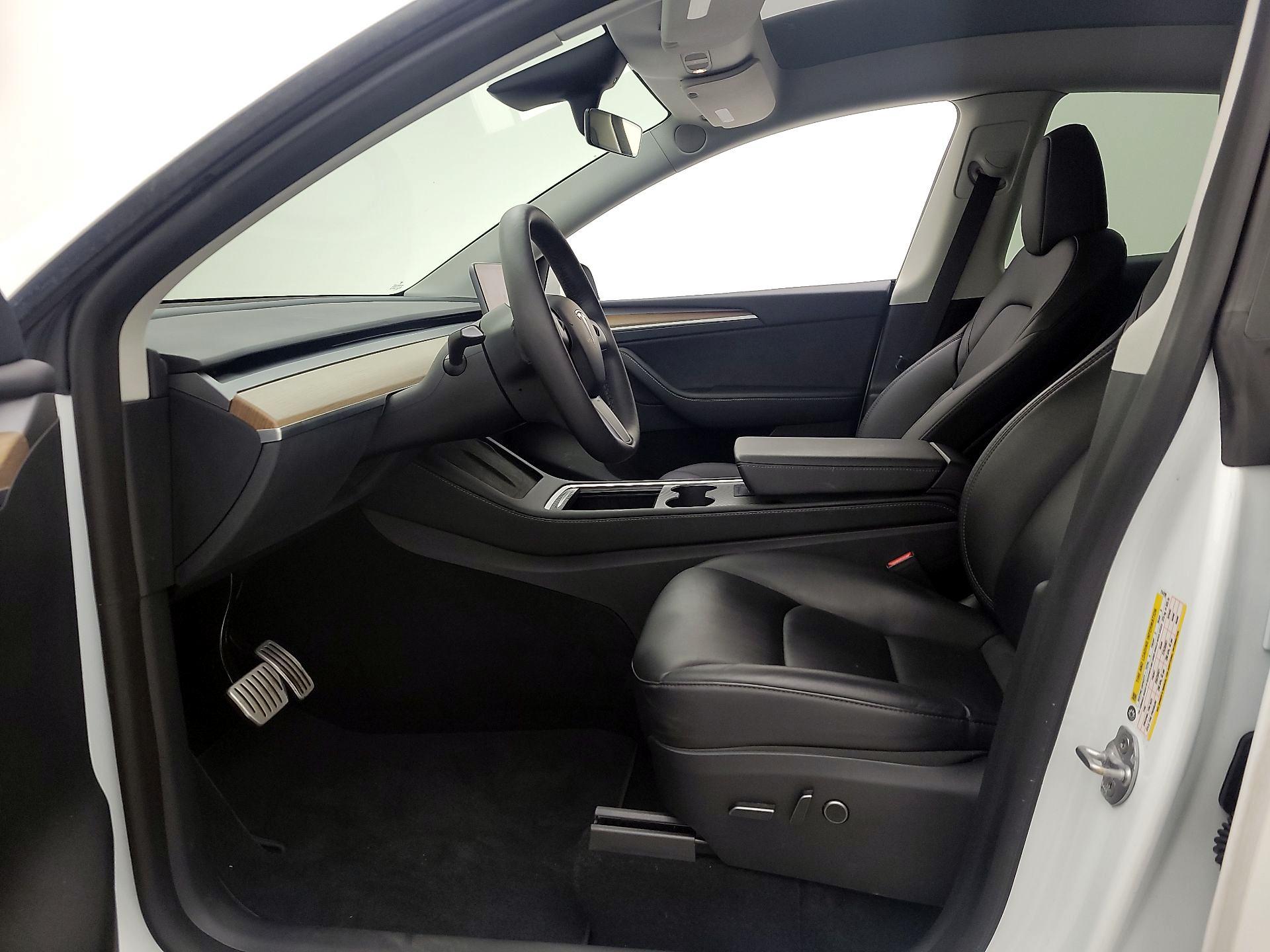 Thumbnail: 2023 Tesla Model Y - 11