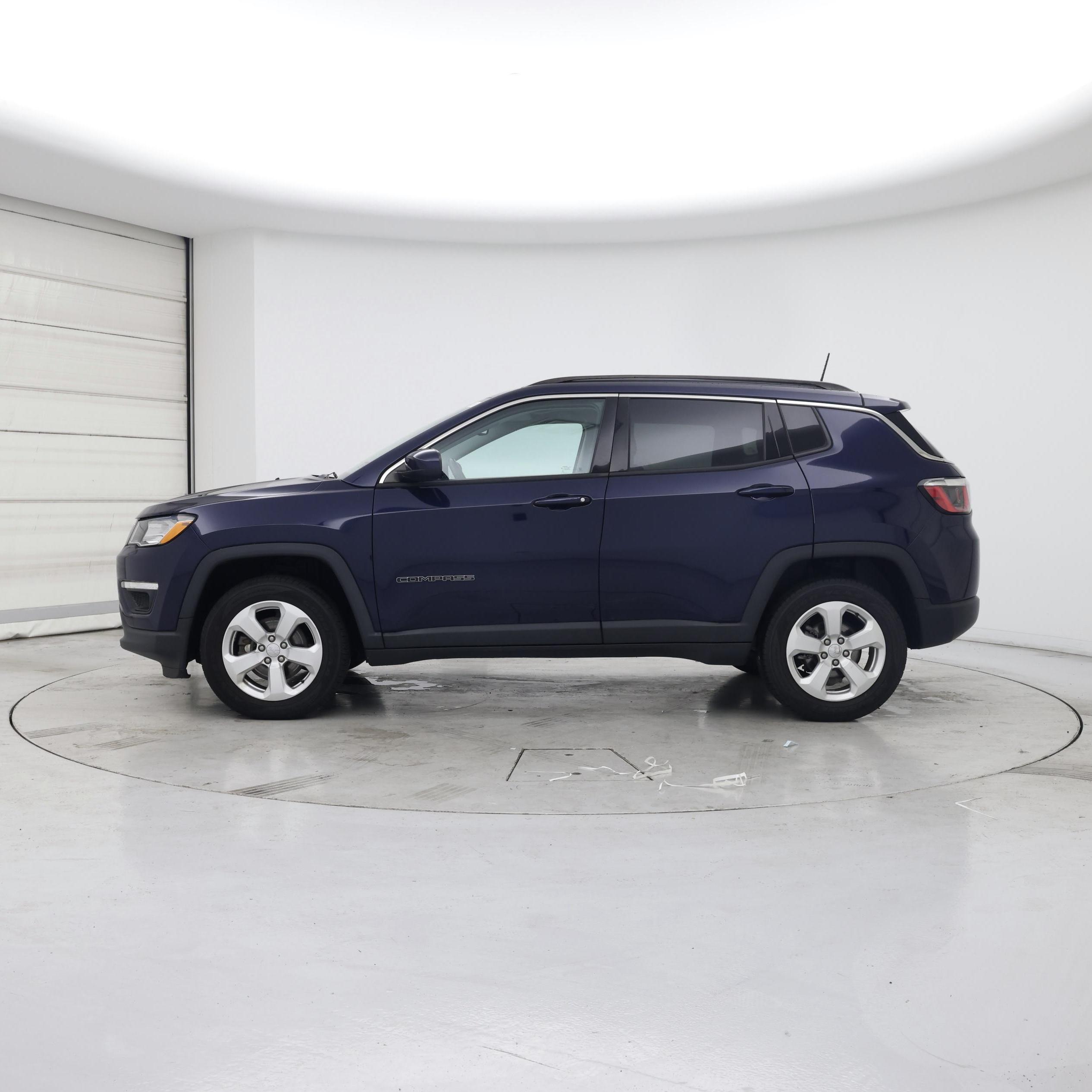 Thumbnail: 2020 Jeep Compass - 3