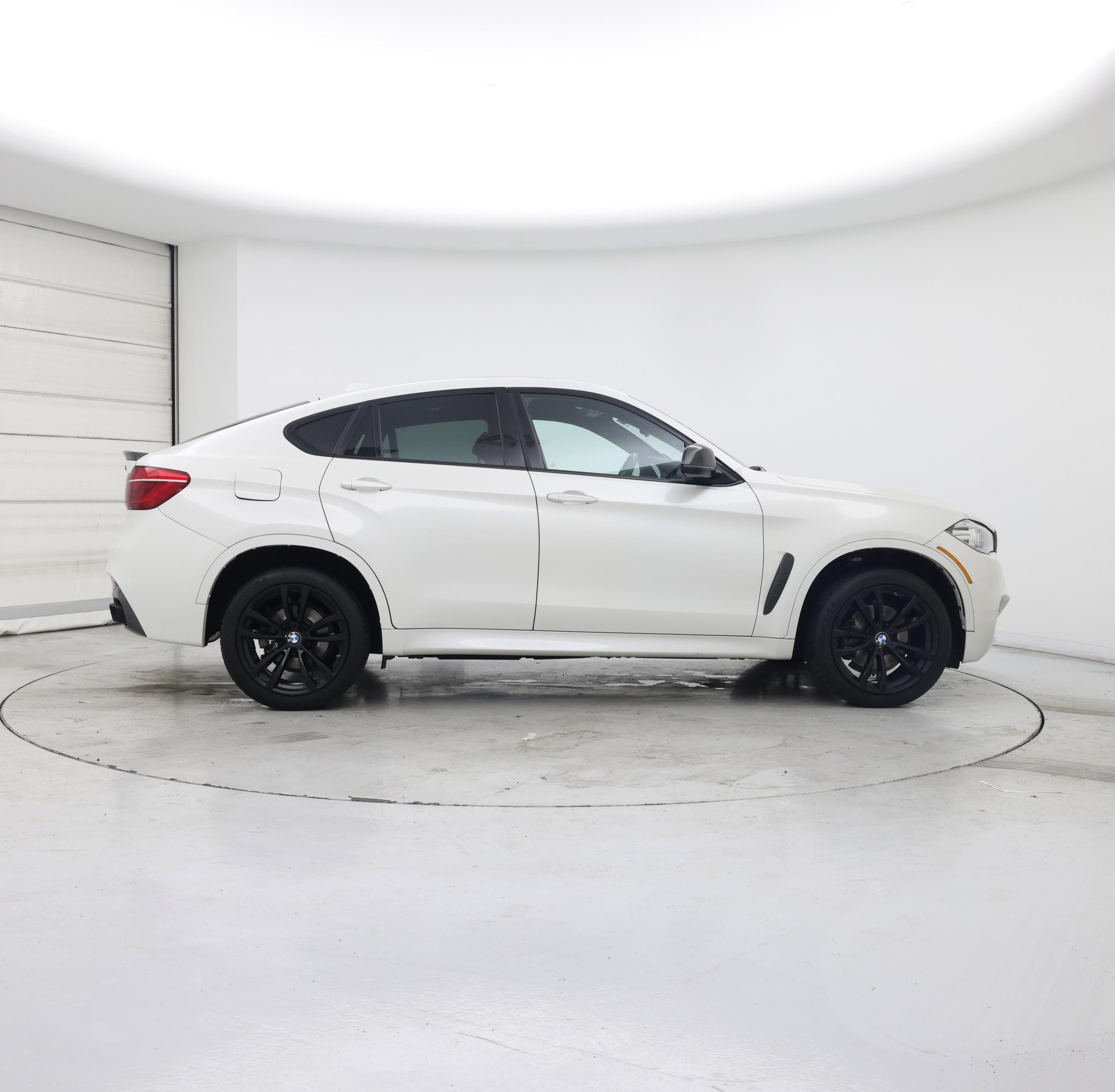 Thumbnail: 2018 BMW X6 - 7