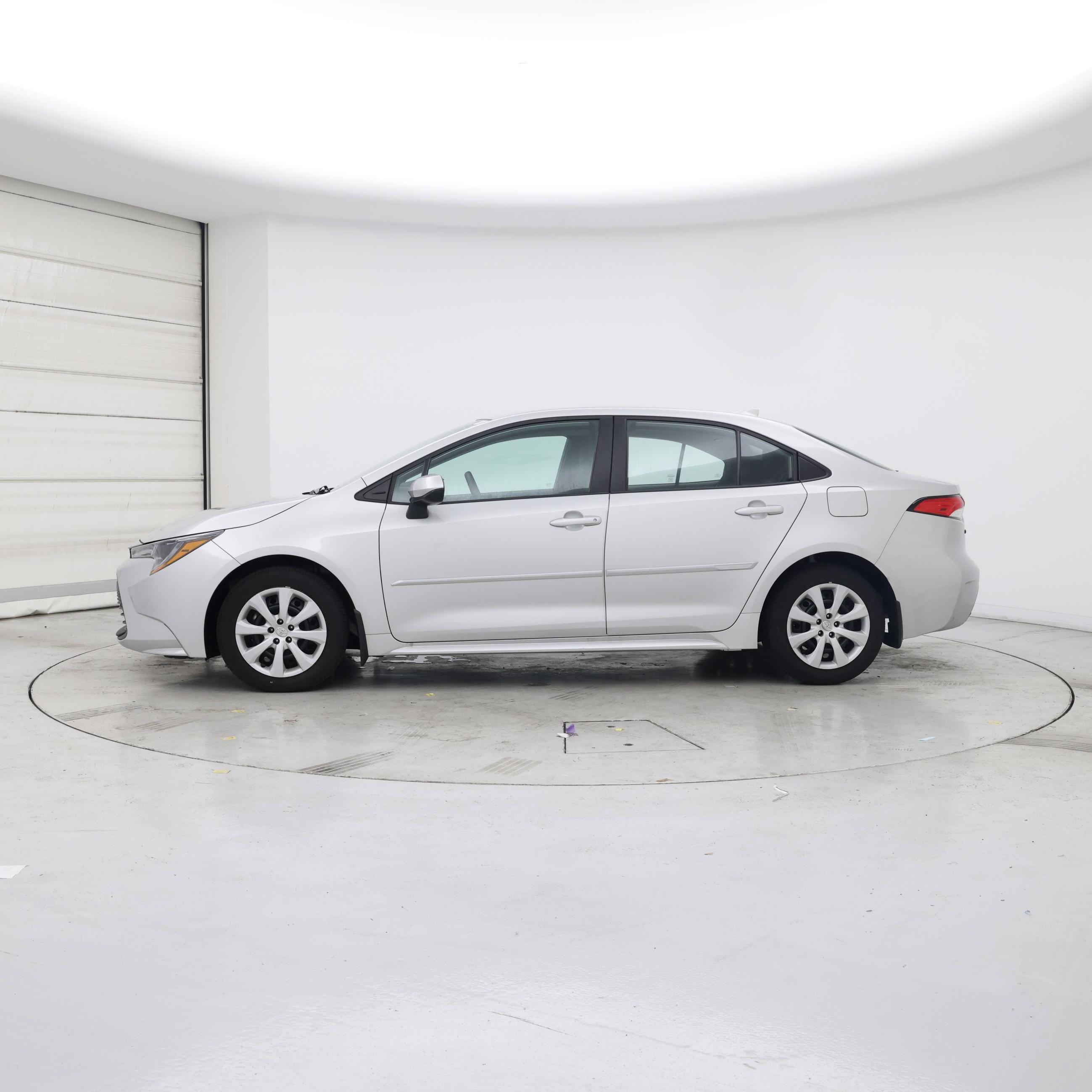 Thumbnail: 2024 Toyota Corolla - 3