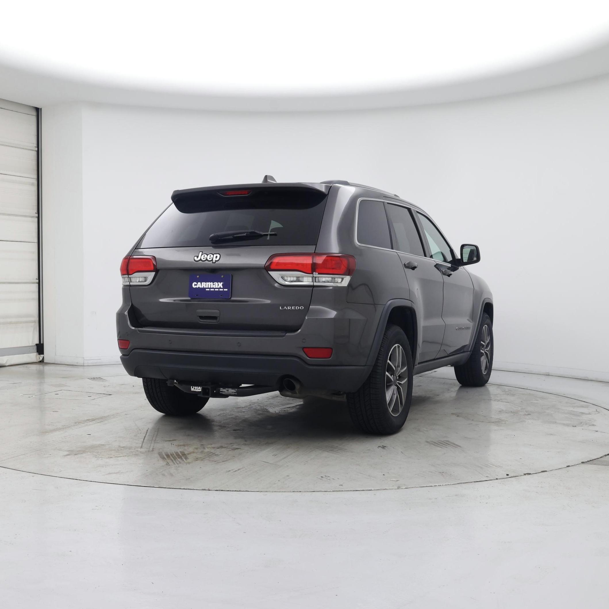 Thumbnail: 2020 Jeep Grand Cherokee - 8