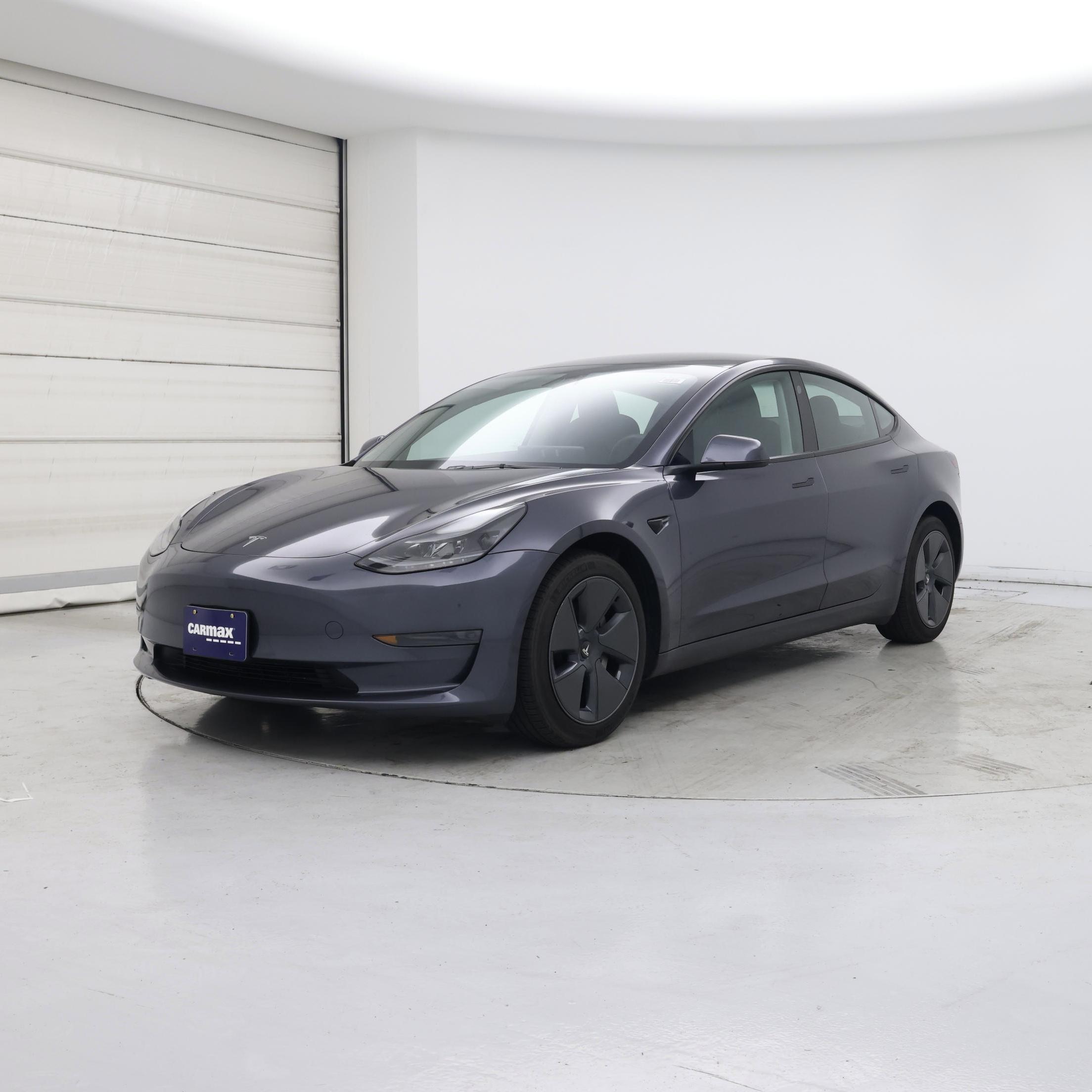 Thumbnail: 2023 Tesla Model 3 - 4