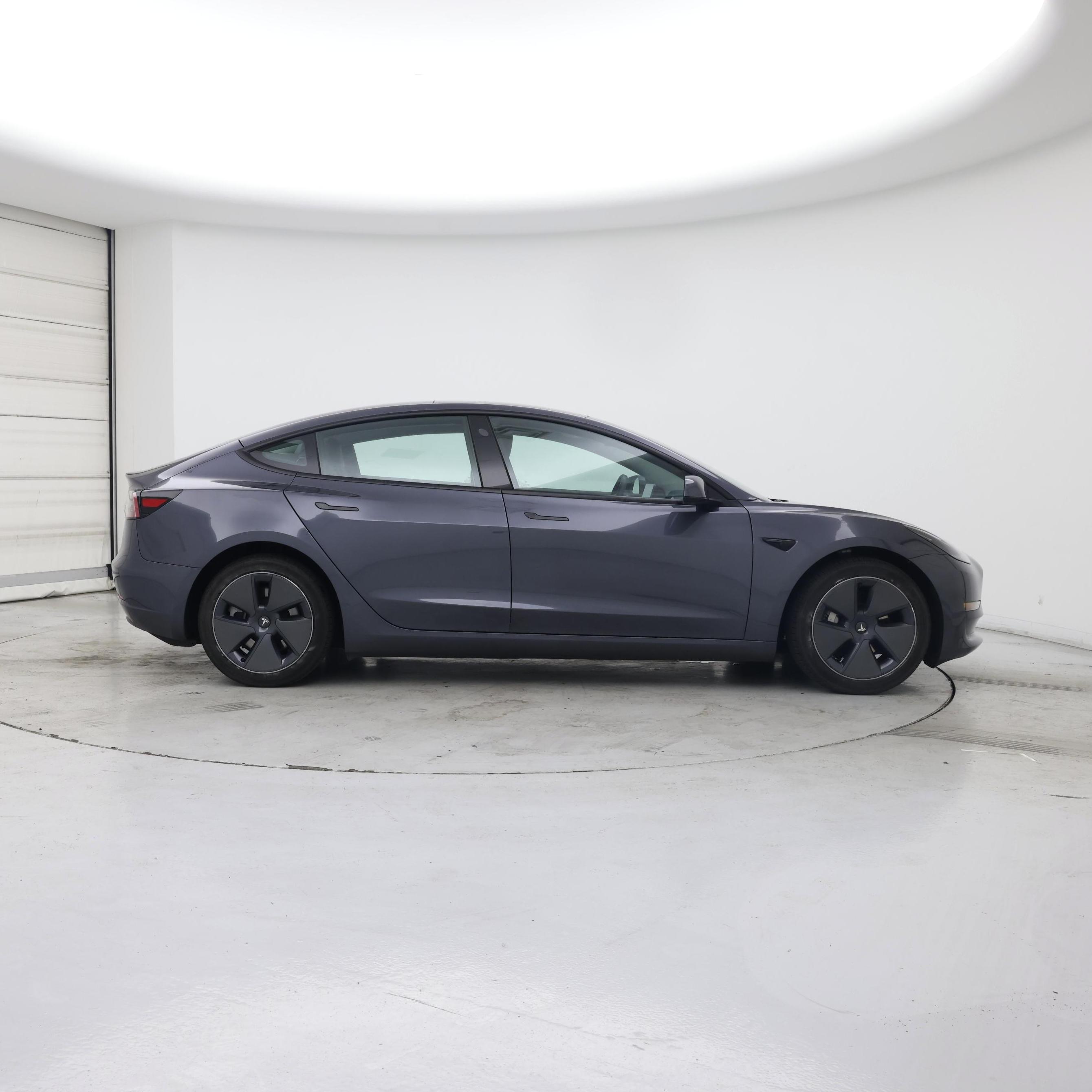 Thumbnail: 2023 Tesla Model 3 - 7