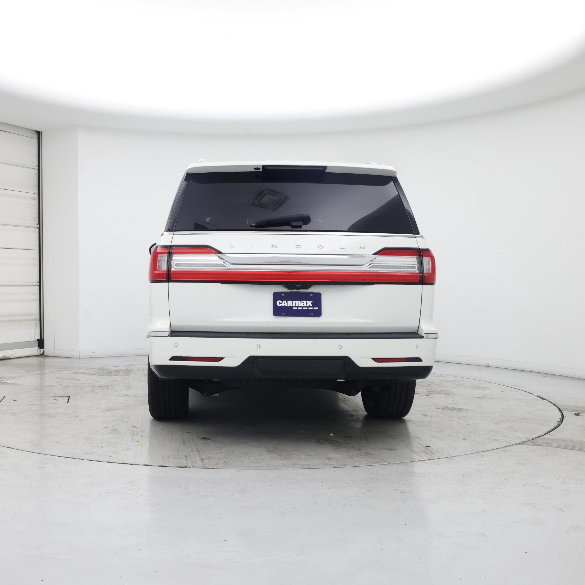 Thumbnail: 2021 Lincoln Navigator - 6