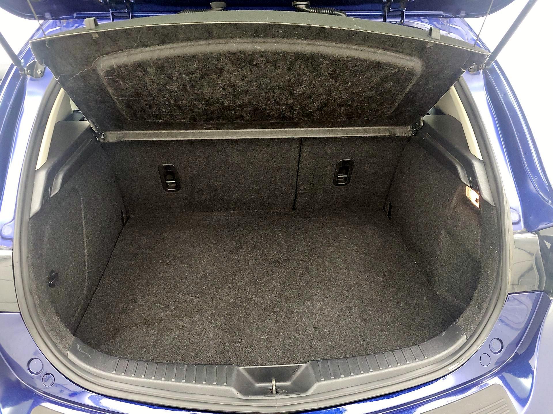 Thumbnail: 2013 Mazda Mazda3 - 20