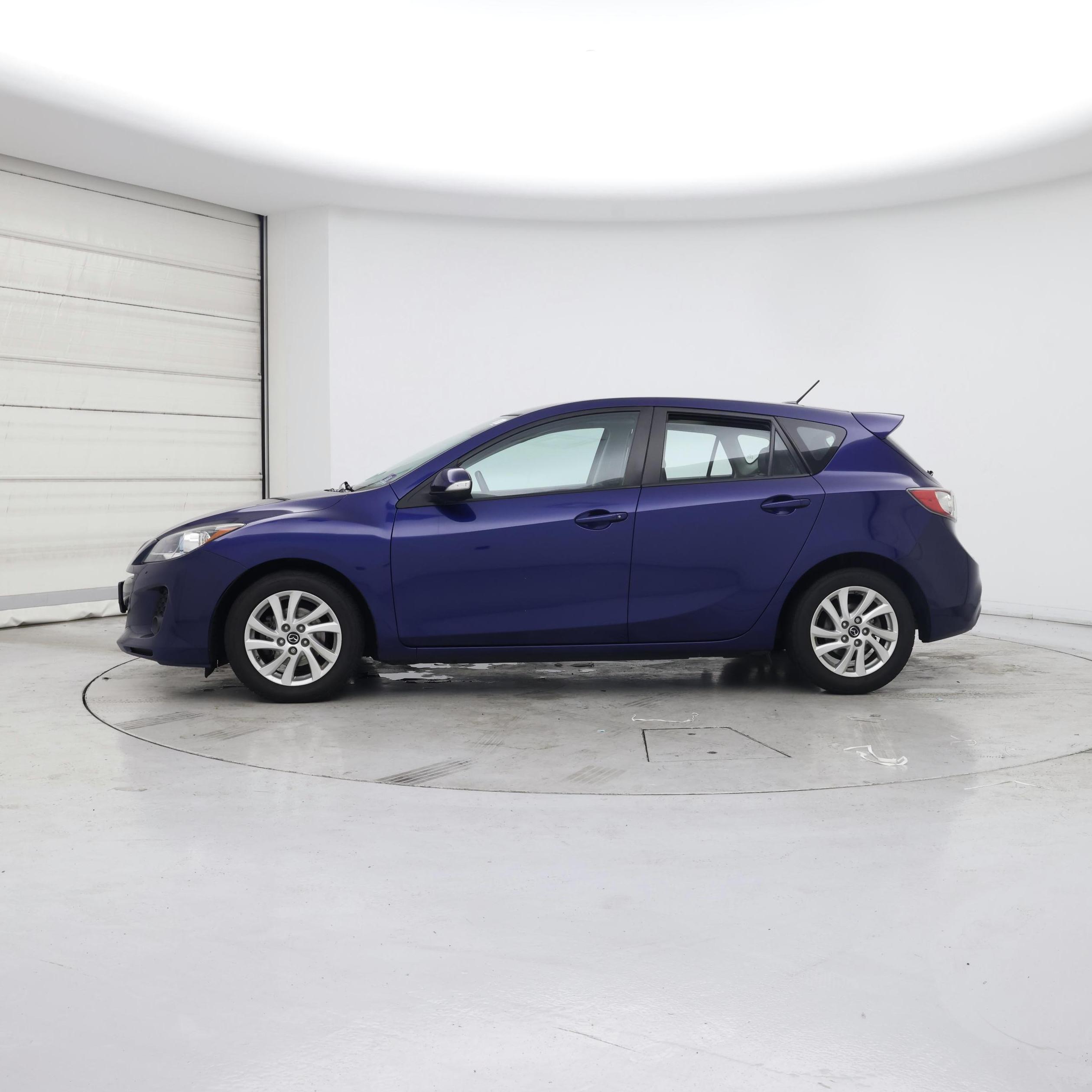 Thumbnail: 2013 Mazda Mazda3 - 3