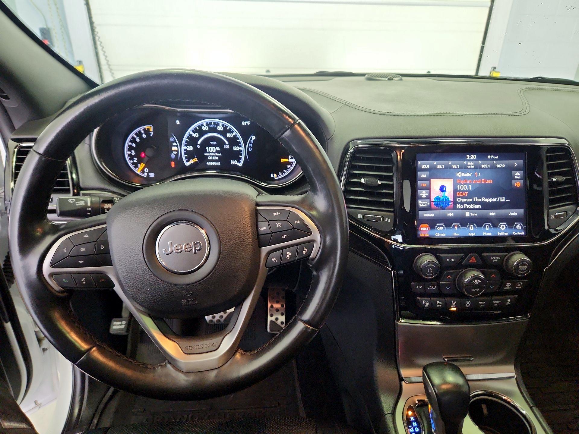 Thumbnail: 2020 Jeep Grand Cherokee - 9