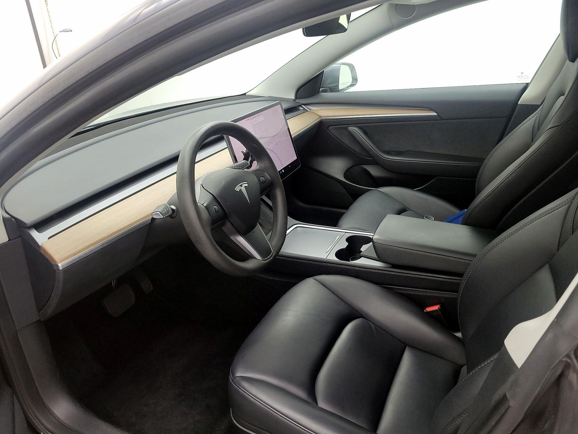Thumbnail: 2023 Tesla Model 3 - 11