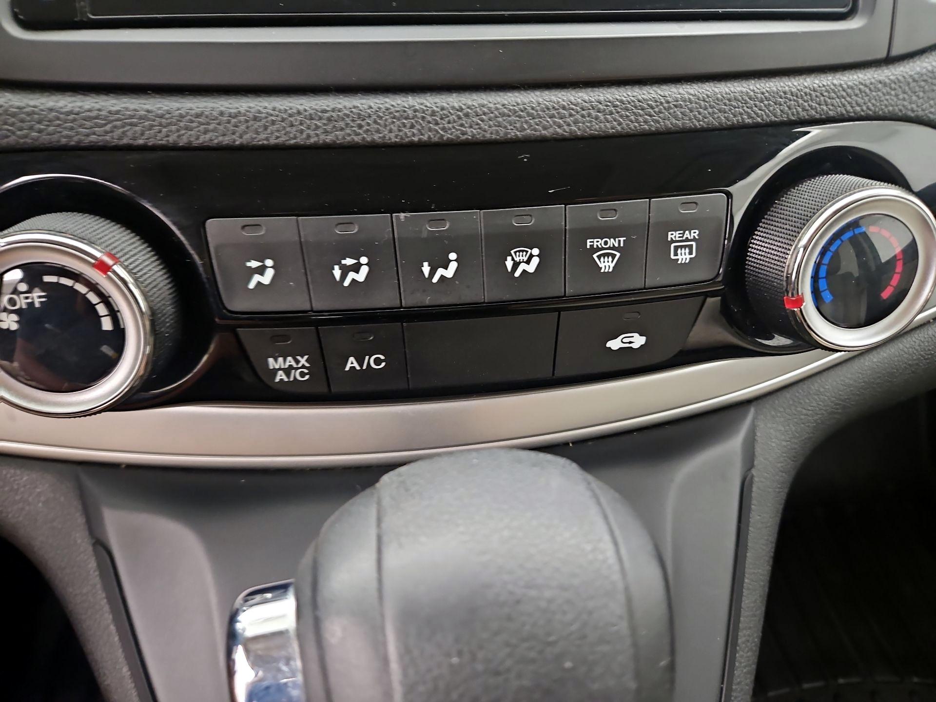 Thumbnail: 2016 Honda CR-V - 16