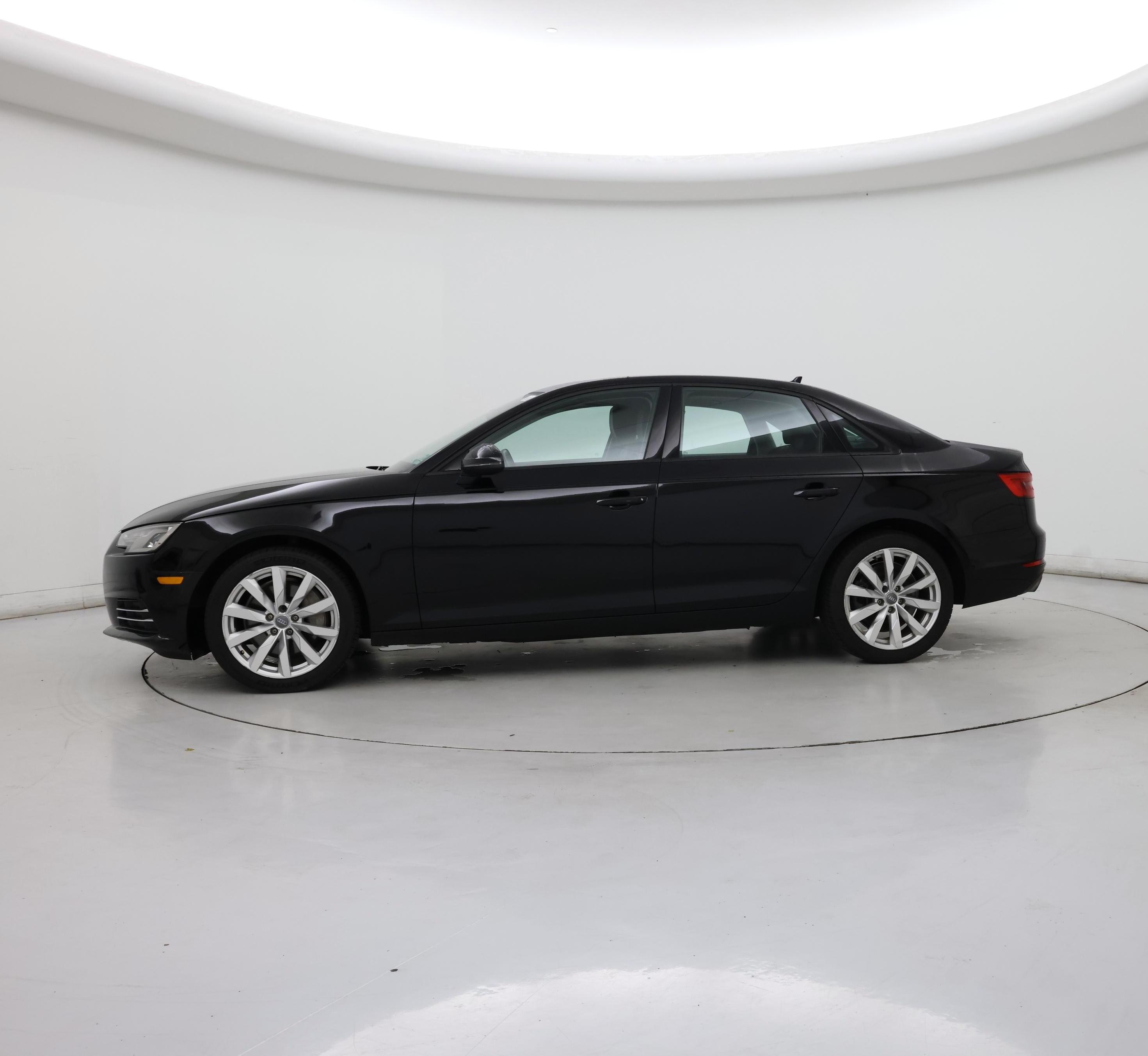 Thumbnail: 2017 Audi A4 - 3