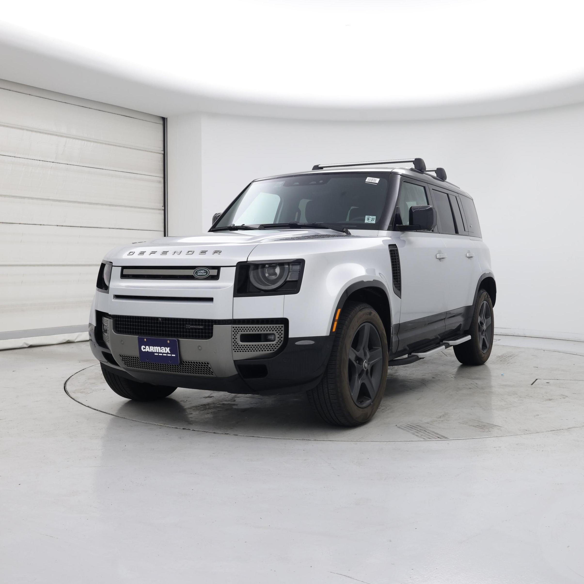 Thumbnail: 2023 Land Rover Defender - 4