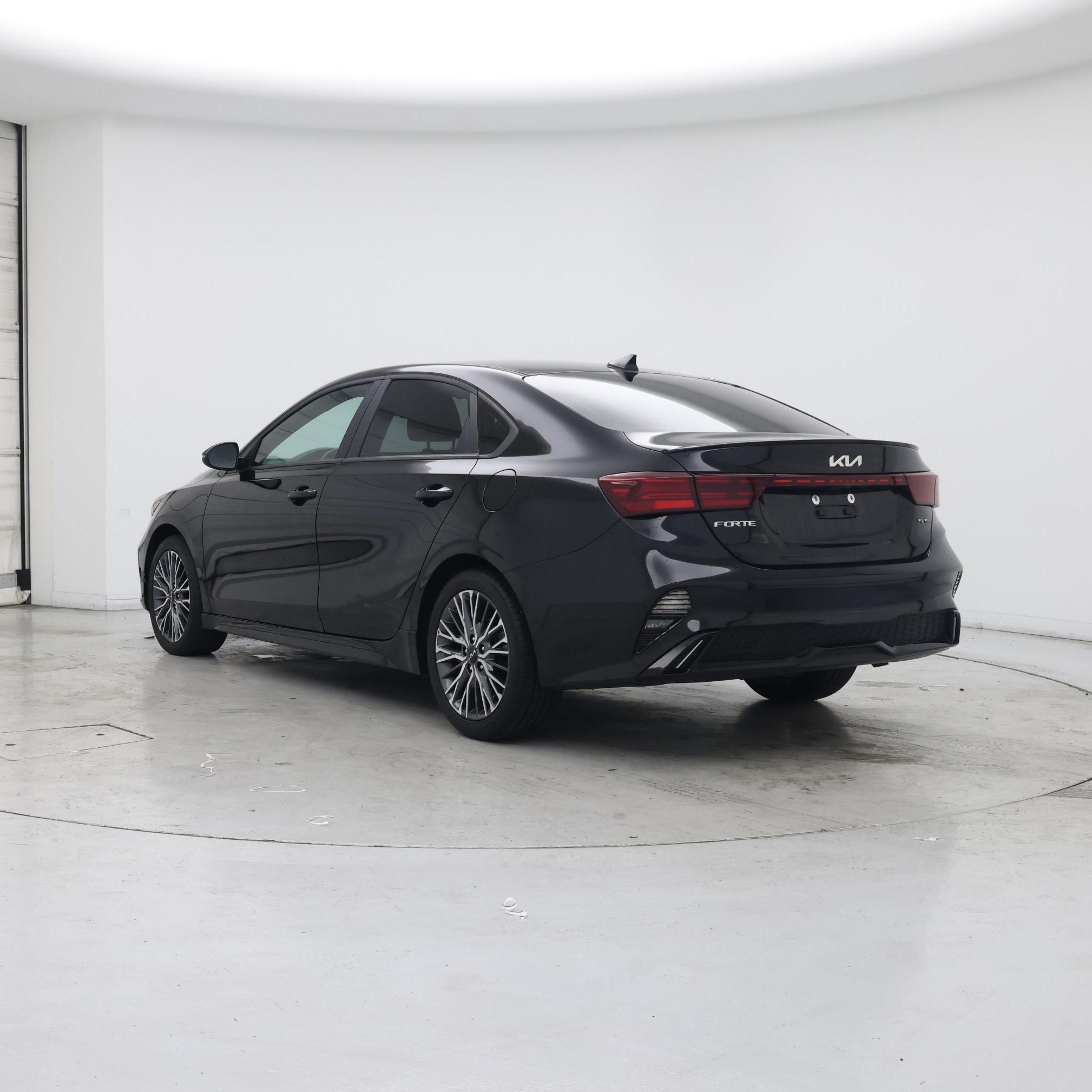 Thumbnail: 2023 Kia Forte - 2