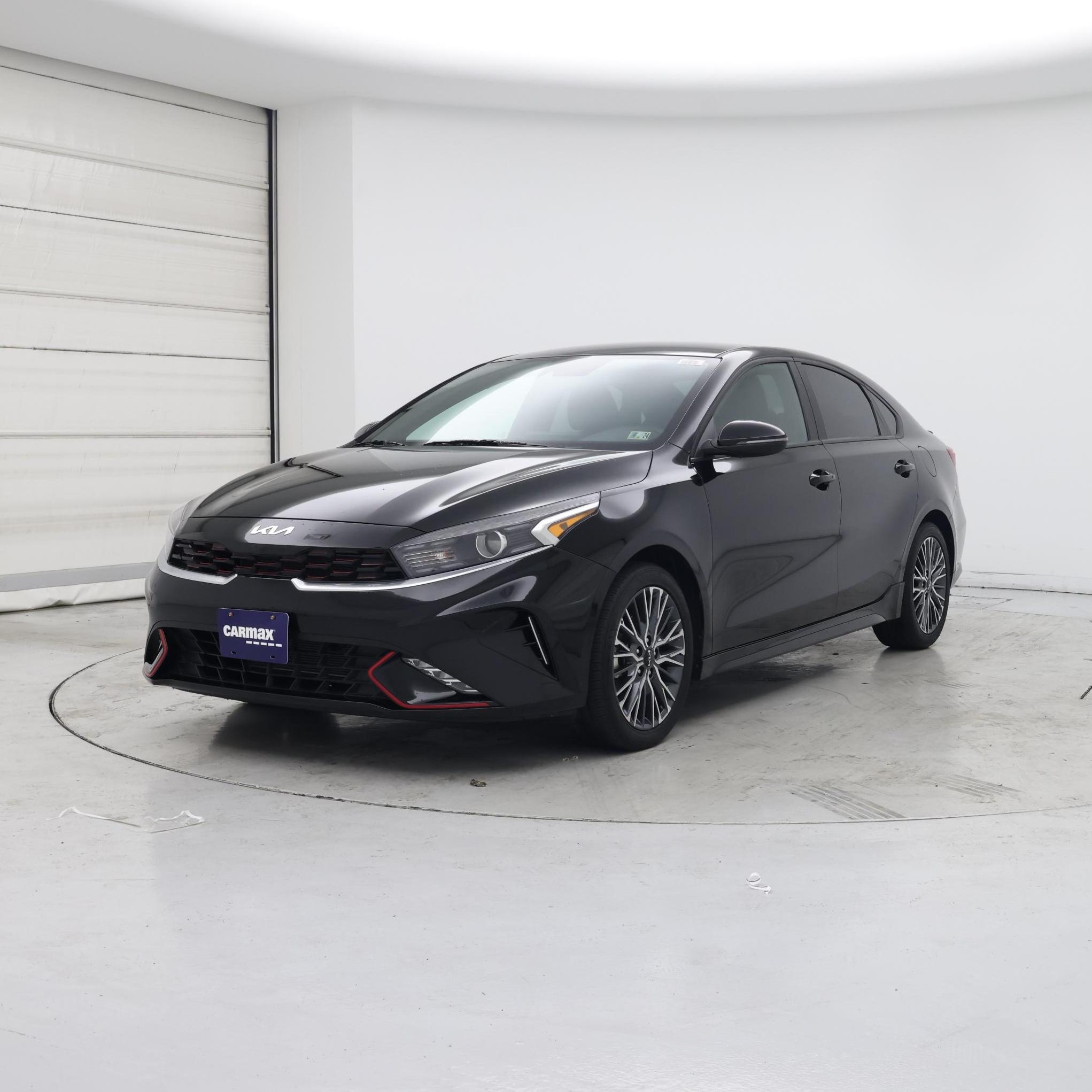 Thumbnail: 2023 Kia Forte - 4