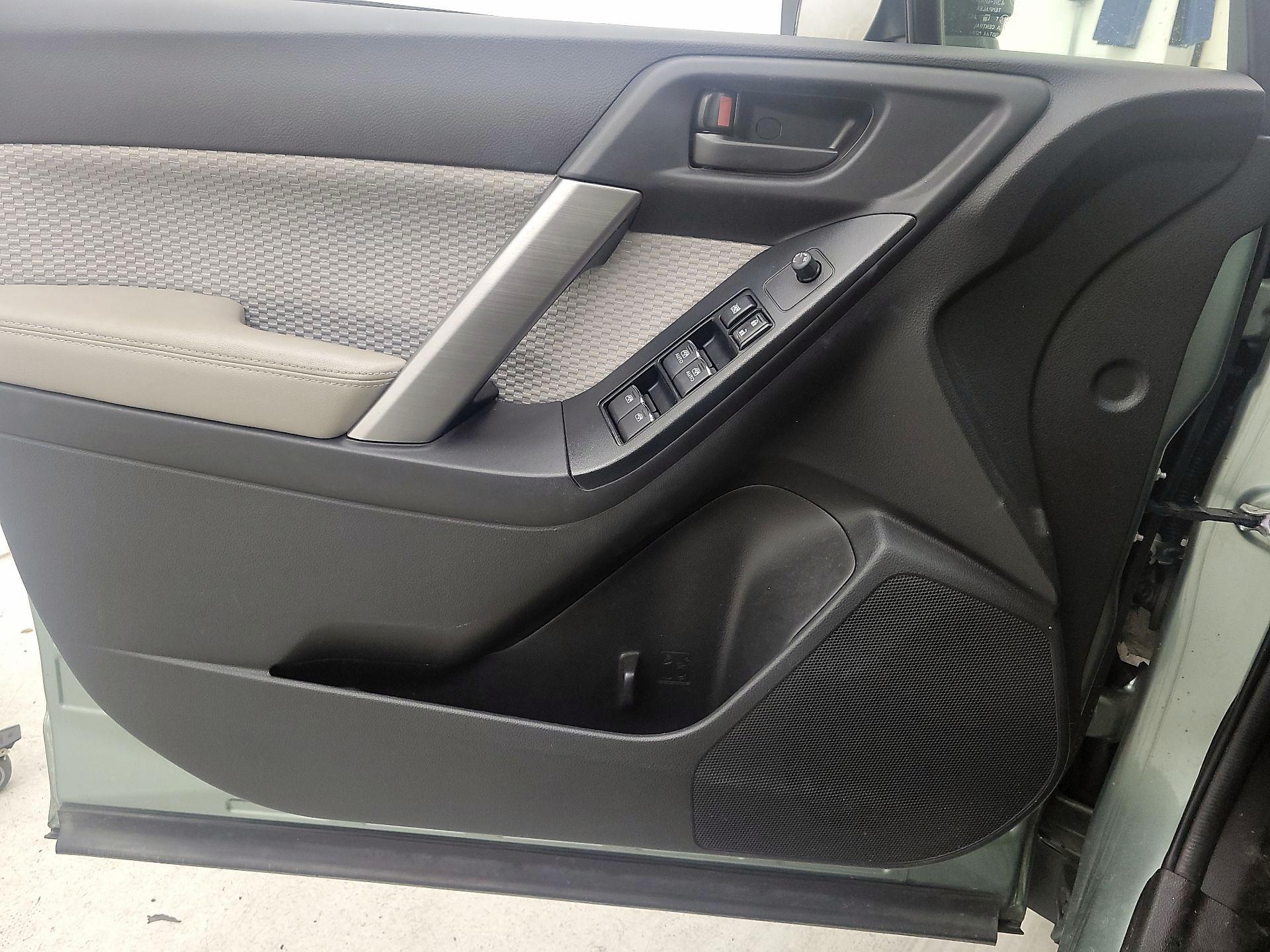 Thumbnail: 2018 Subaru Forester - 12