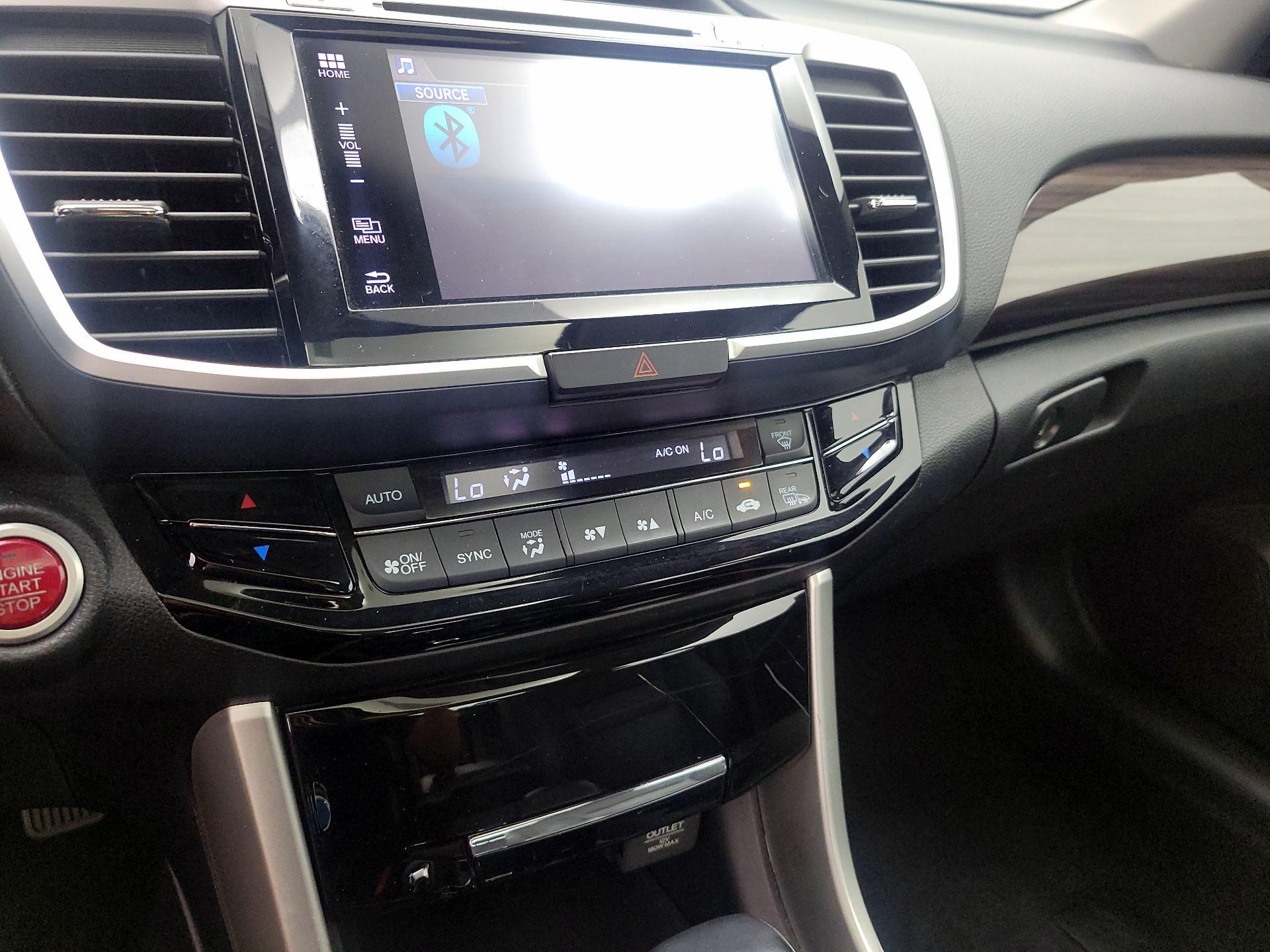 Thumbnail: 2016 Honda Accord - 16
