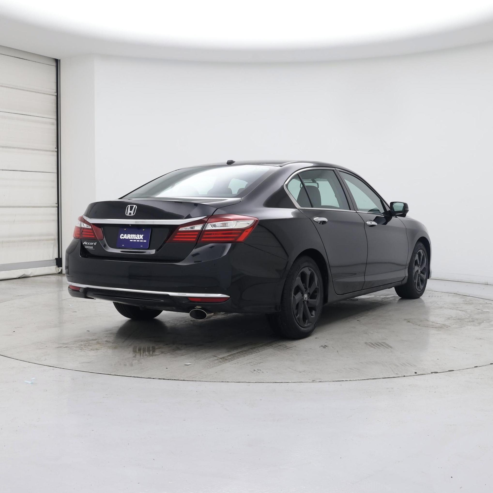 Thumbnail: 2016 Honda Accord - 8