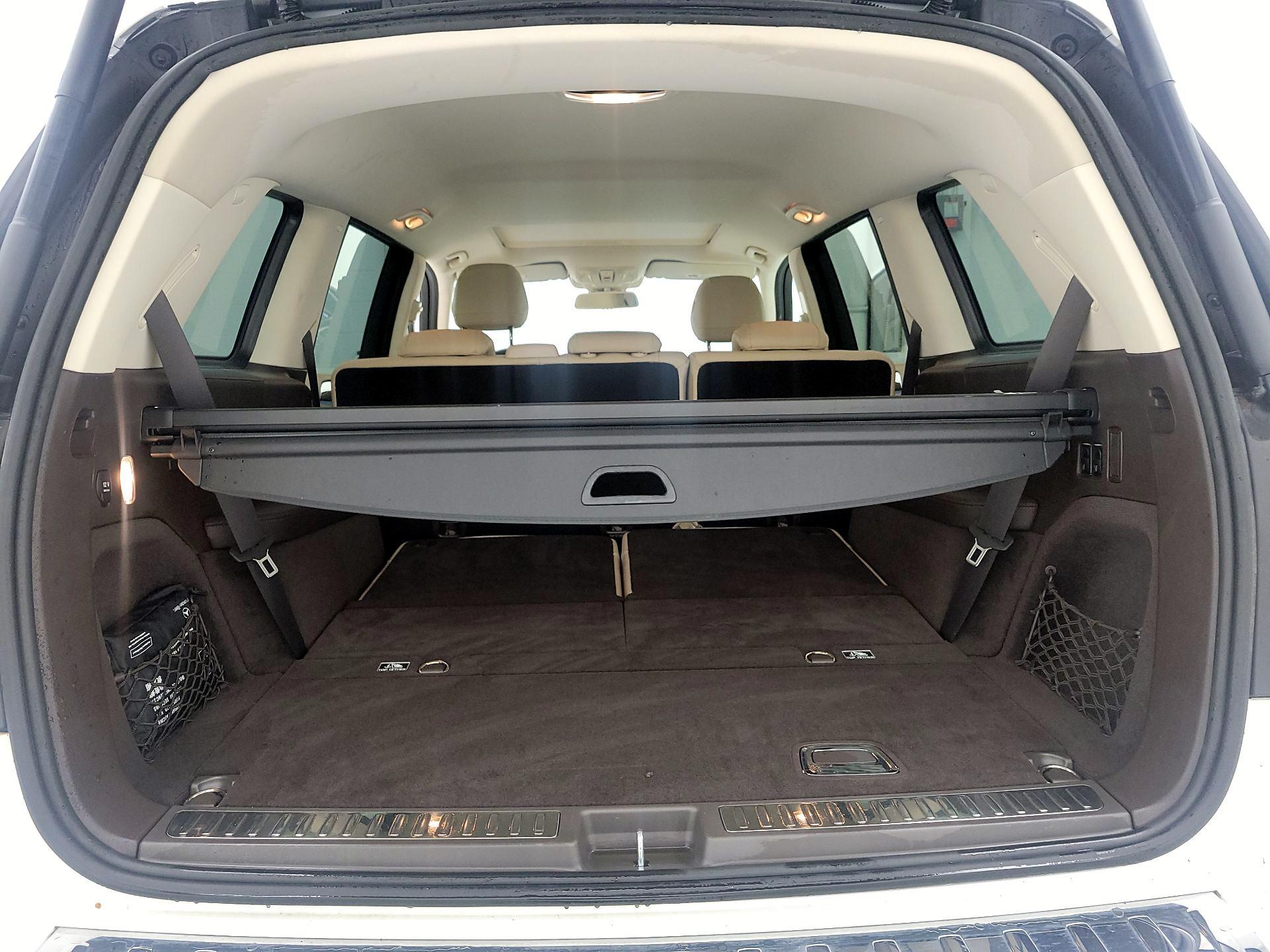 Thumbnail: 2019 Mercedes-Benz GLS - 20