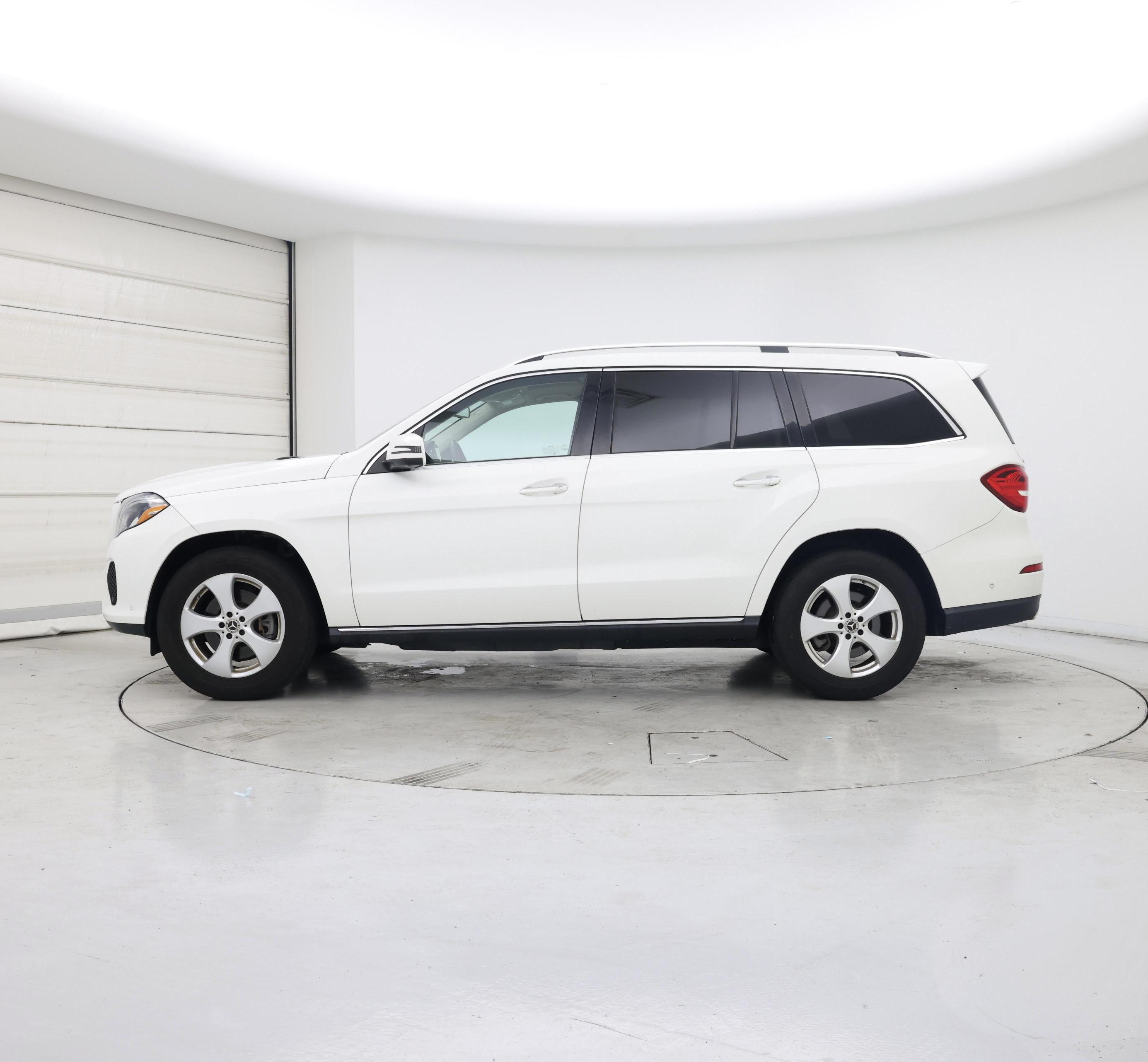 Thumbnail: 2019 Mercedes-Benz GLS - 3