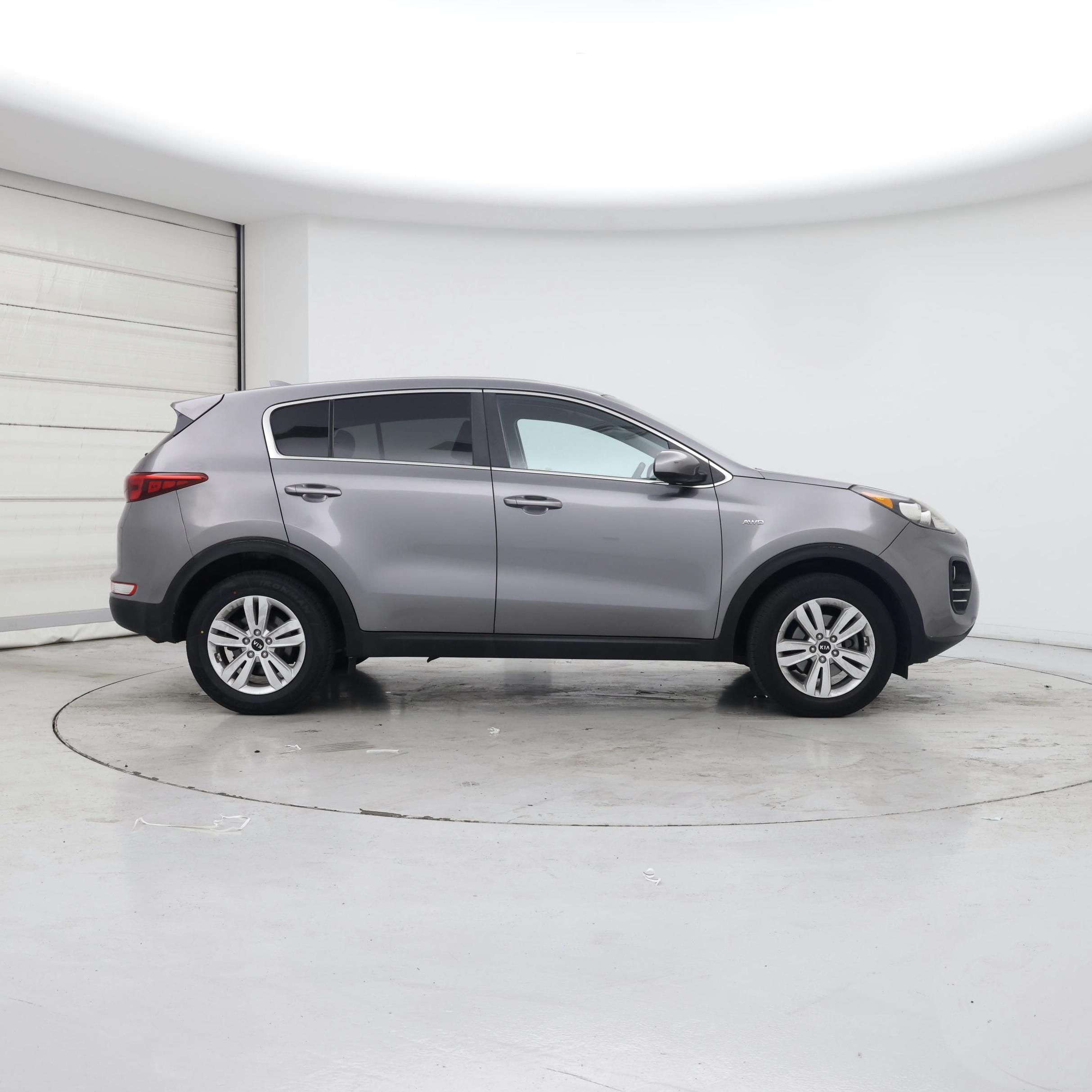 Thumbnail: 2018 Kia Sportage - 7