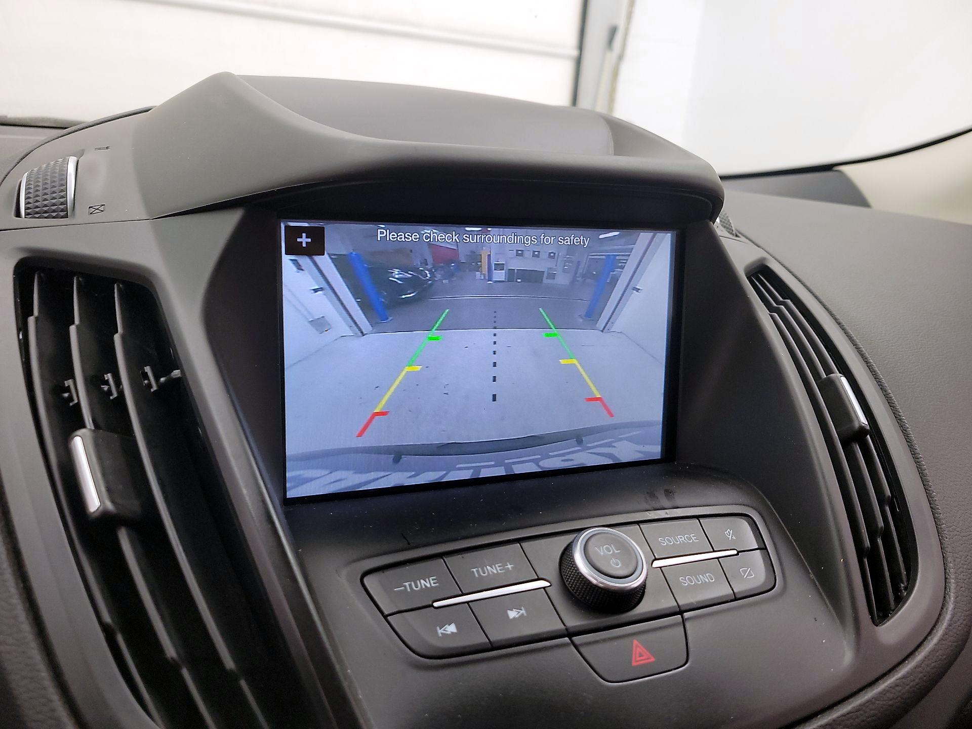 Thumbnail: 2019 Ford Escape - 14