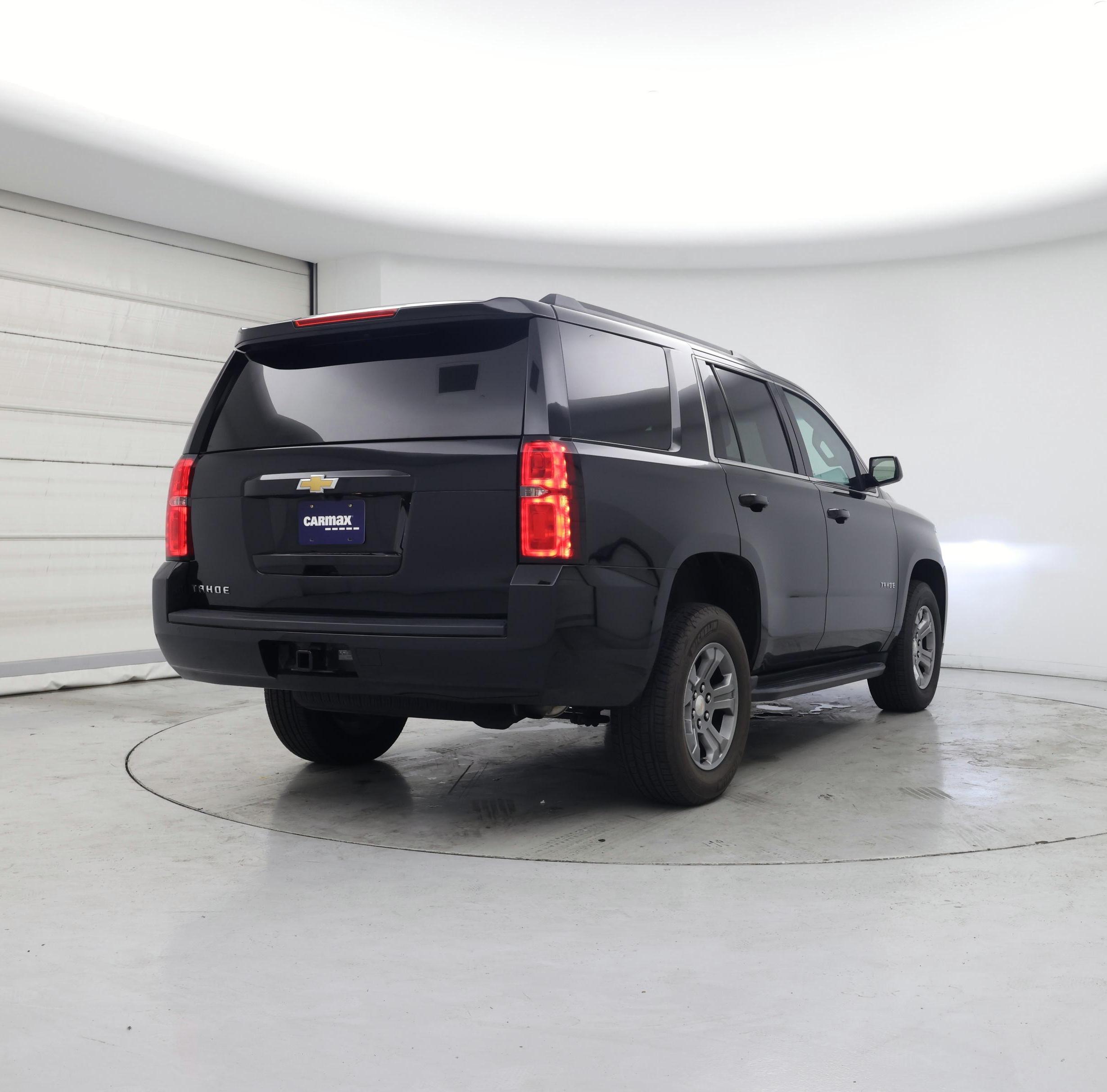 Thumbnail: 2019 Chevrolet Tahoe - 8