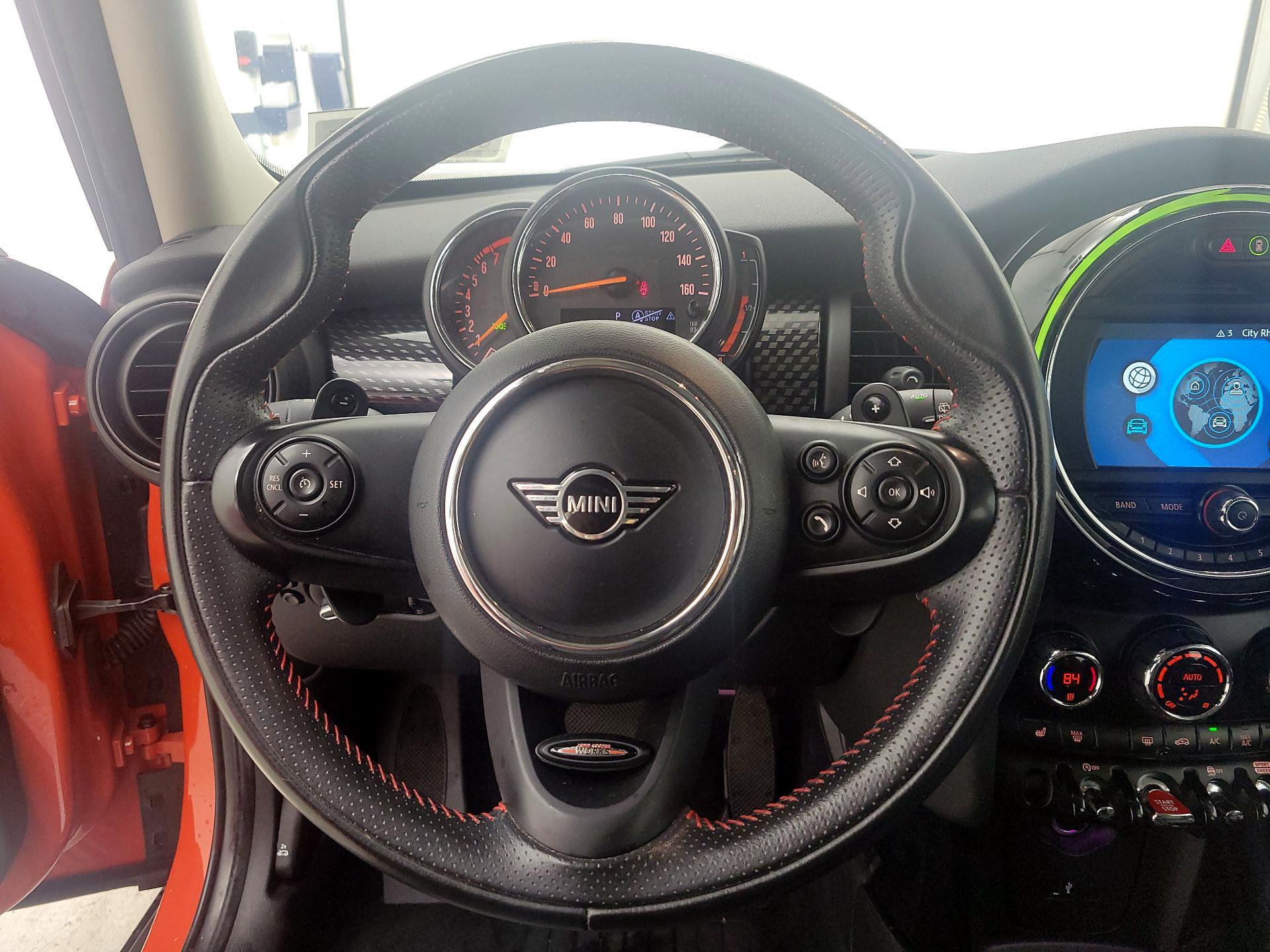 Thumbnail: 2020 MINI Cooper Hardtop - 10