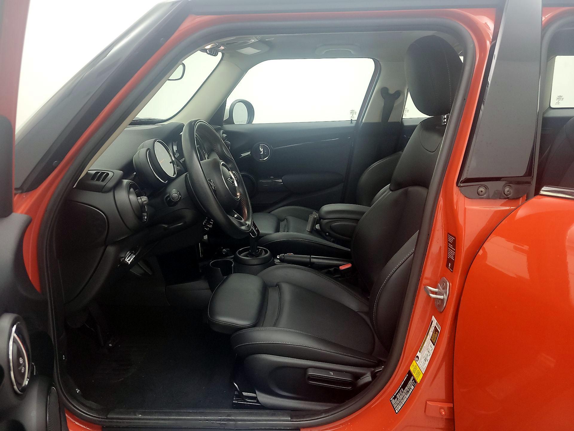 Thumbnail: 2020 MINI Cooper Hardtop - 11