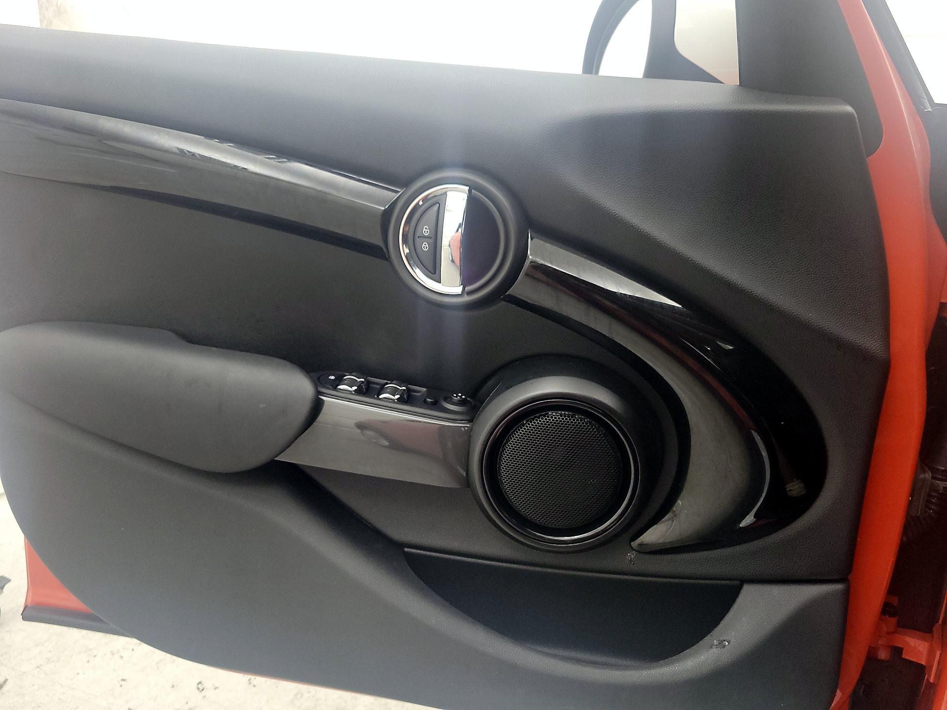 Thumbnail: 2020 MINI Cooper Hardtop - 12