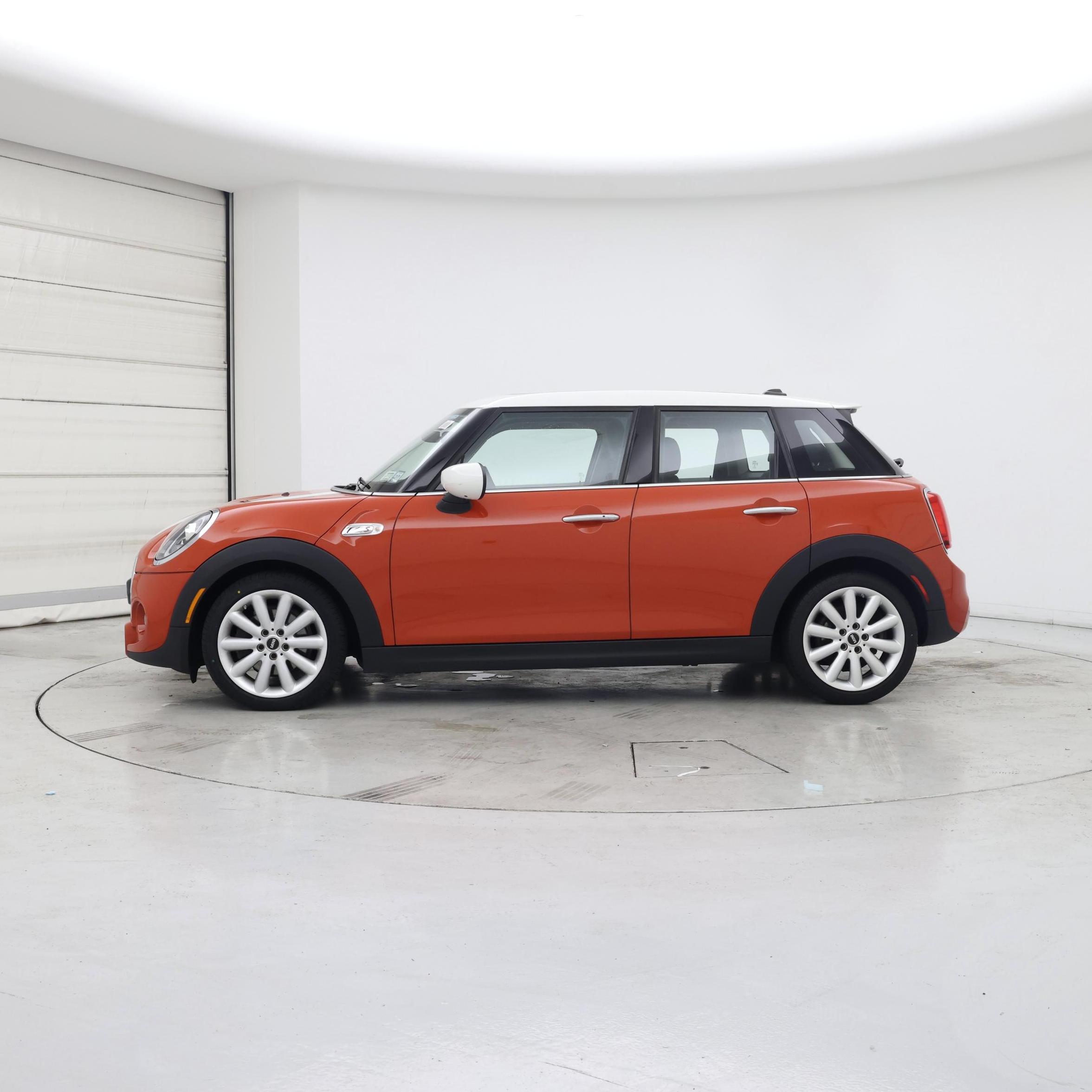 Thumbnail: 2020 MINI Cooper Hardtop - 3
