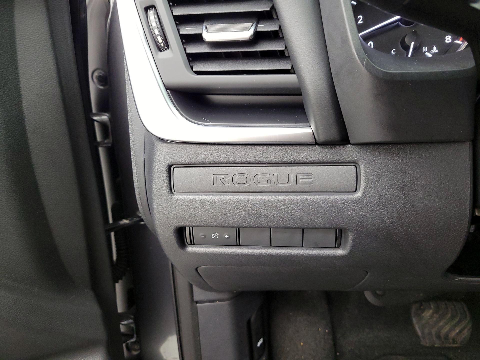 Thumbnail: 2023 Nissan Rogue - 13