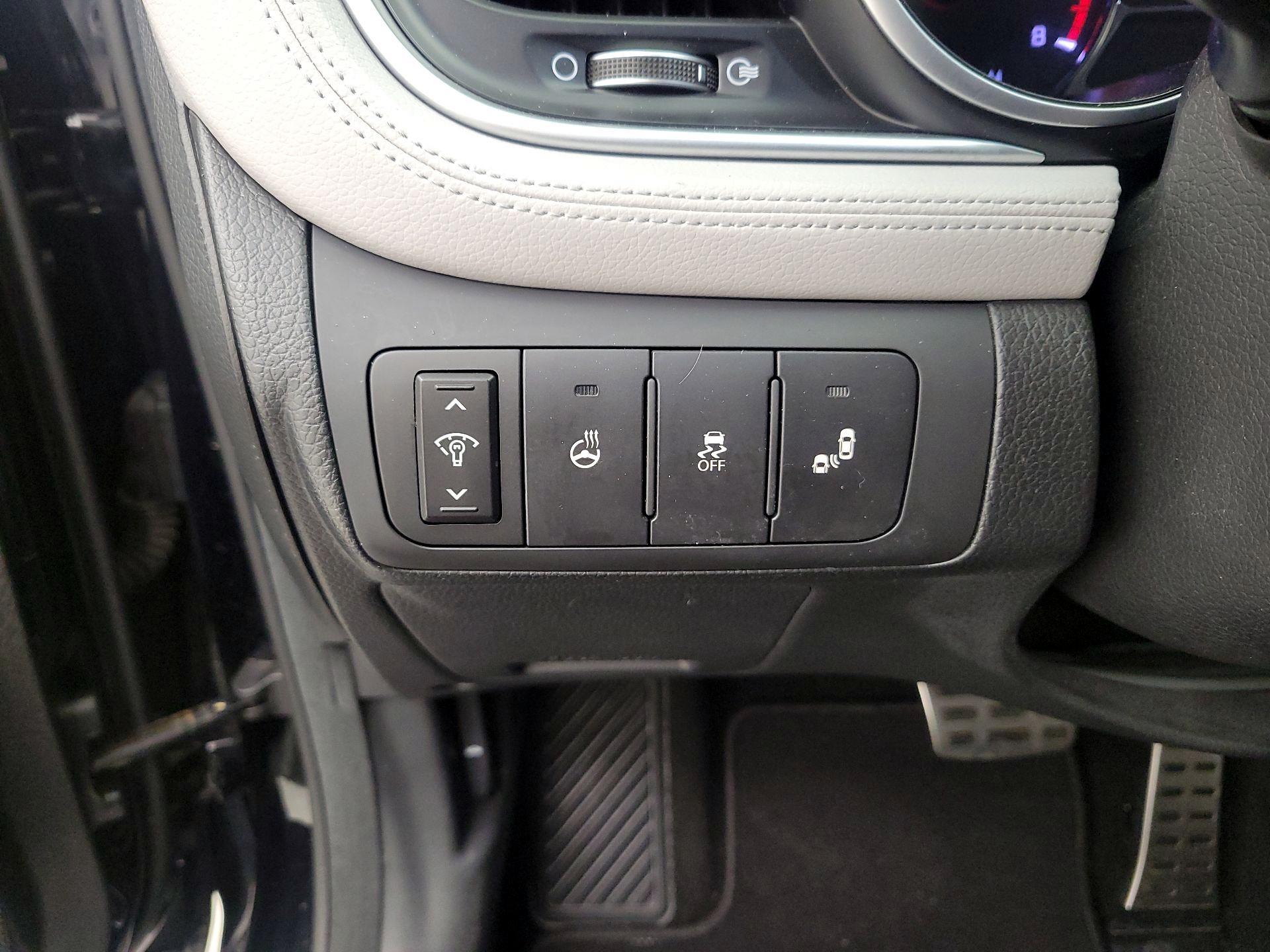 Thumbnail: 2015 Kia Optima - 13
