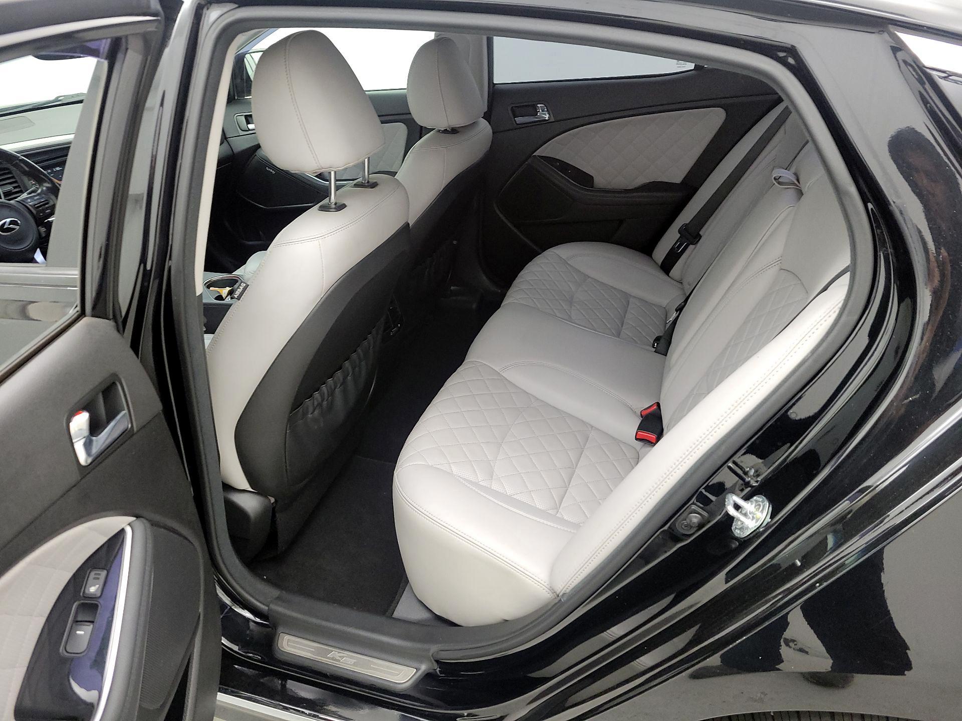 Thumbnail: 2015 Kia Optima - 20