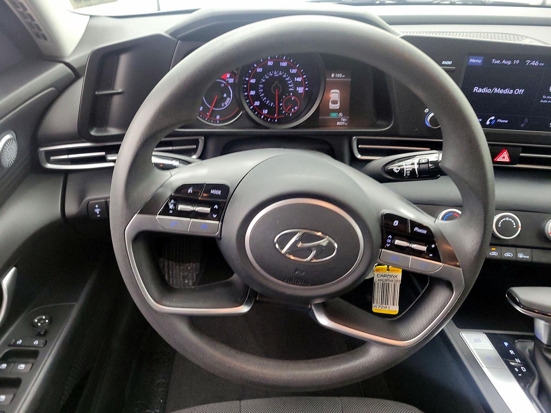 Thumbnail: 2021 Hyundai Elantra - 10