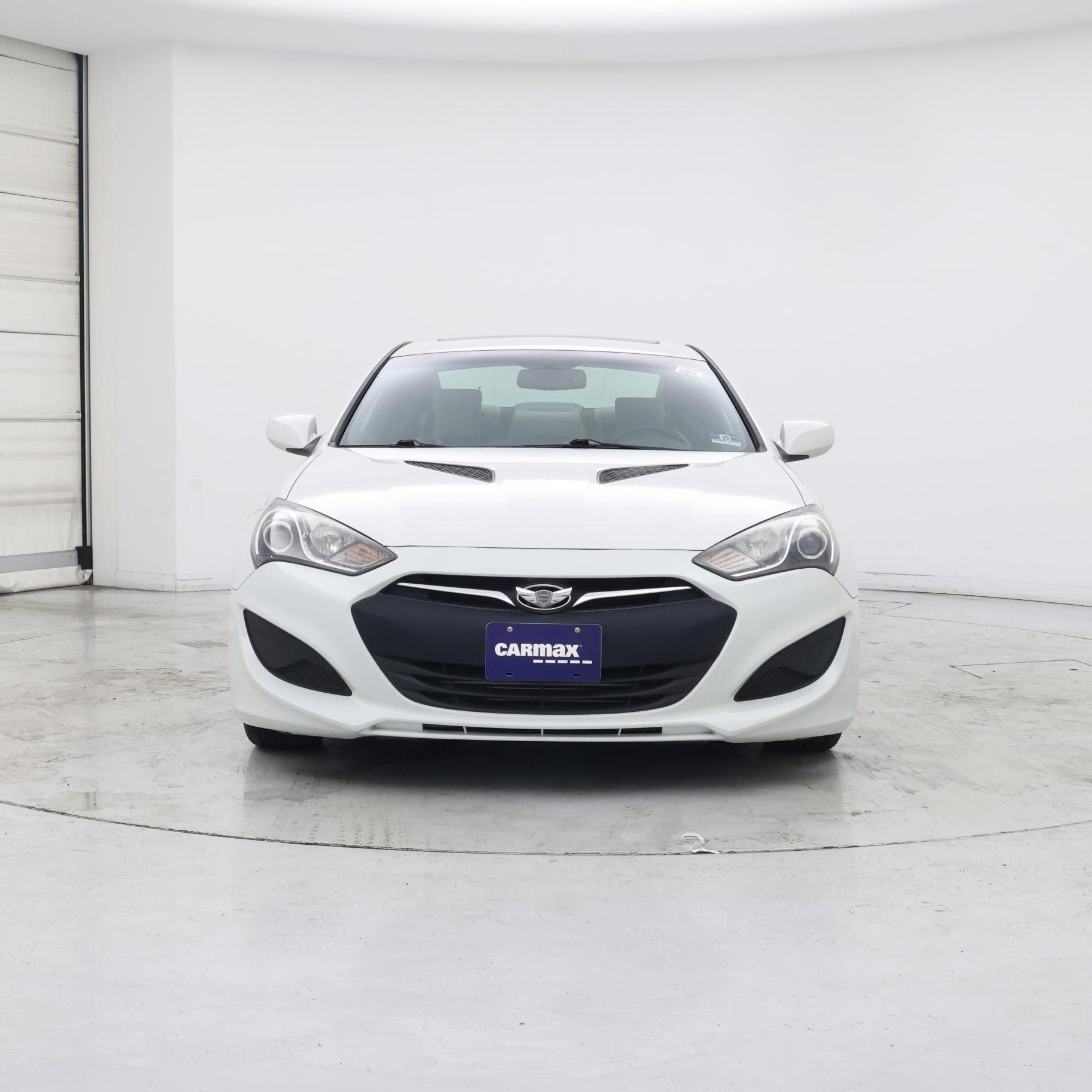 Thumbnail: 2013 Hyundai Genesis - 5