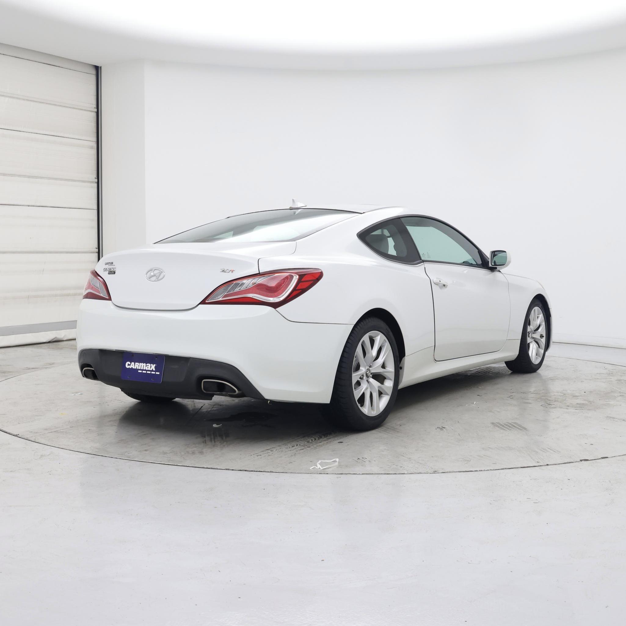 Thumbnail: 2013 Hyundai Genesis - 8
