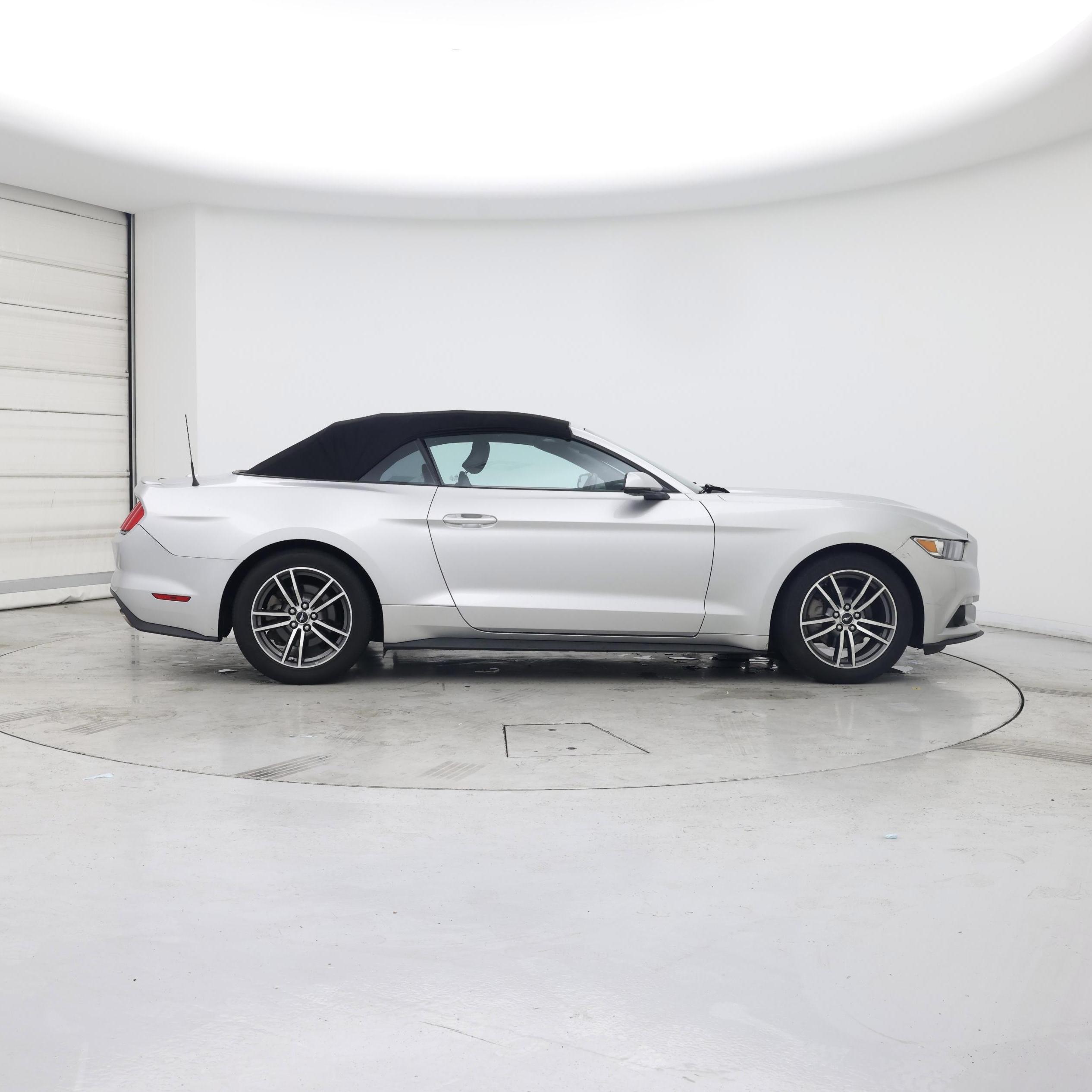 Thumbnail: 2017 Ford Mustang - 7