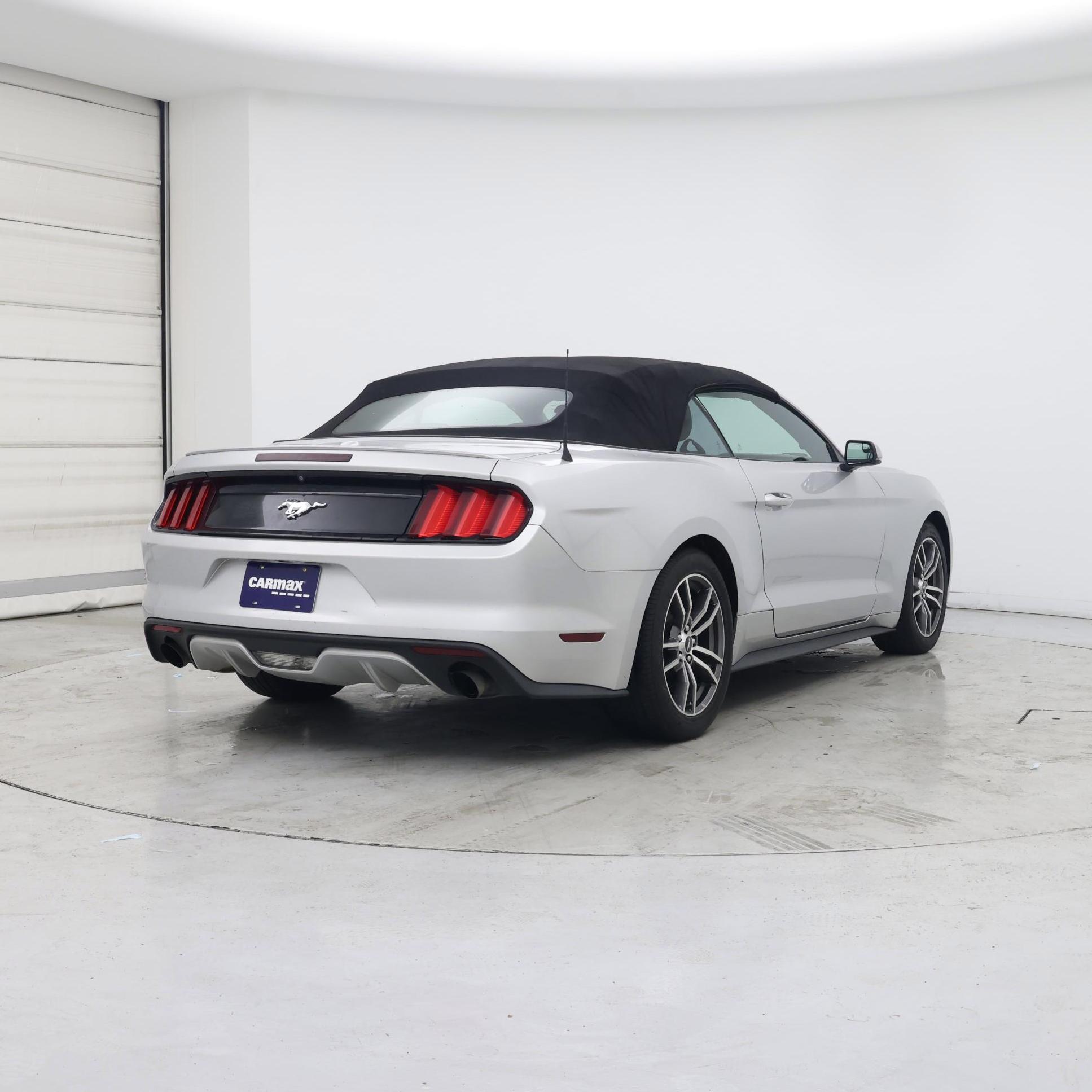Thumbnail: 2017 Ford Mustang - 8