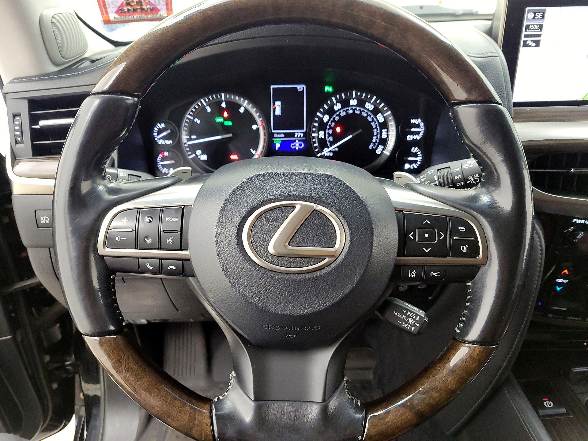 Thumbnail: 2017 Lexus LX - 10