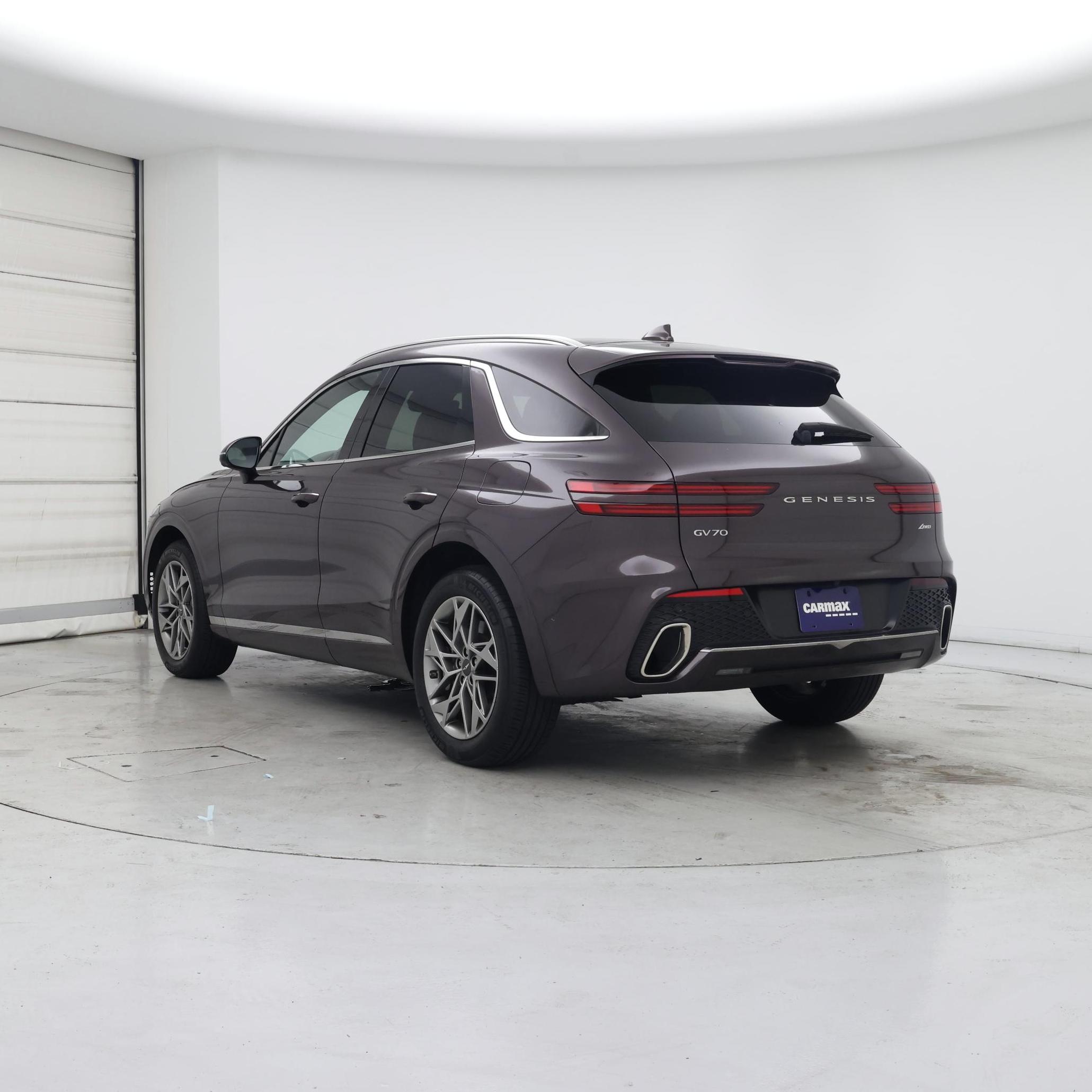 Thumbnail: 2023 Genesis GV70 - 2