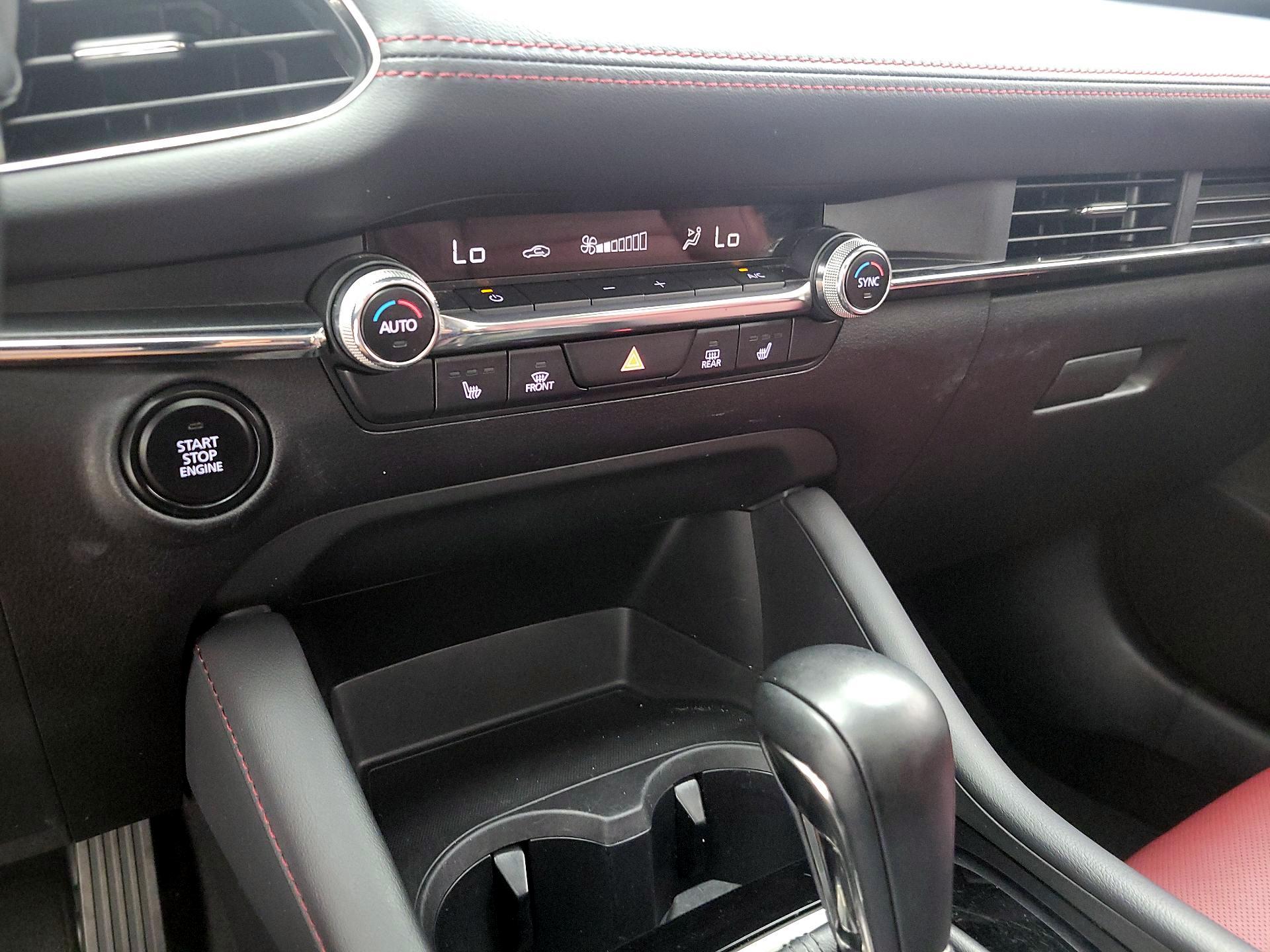 Thumbnail: 2022 Mazda Mazda3 - 16